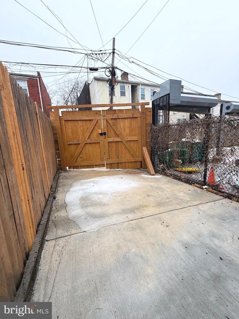 1113 HOLBROOK TER NE, WASHINGTON, District Of Columbia 20002, 2 Bedrooms Bedrooms, 8 Rooms Rooms,1 BathroomBathrooms,Residential,For sale,1113 HOLBROOK TER NE,DCDC2244224 MLS # DCDC2244224