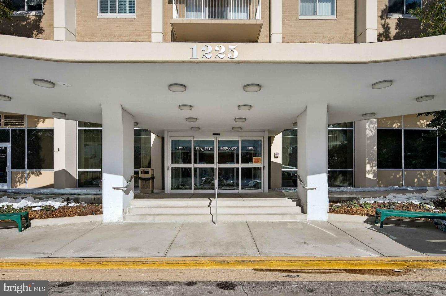 1225 MARTHA CUSTIS DR #406, ALEXANDRIA, Virginia 22302, 1 Bedroom Bedrooms, ,1 BathroomBathrooms,Residential,For sale,1225 MARTHA CUSTIS DR #406,VAAX2053688 MLS # VAAX2053688