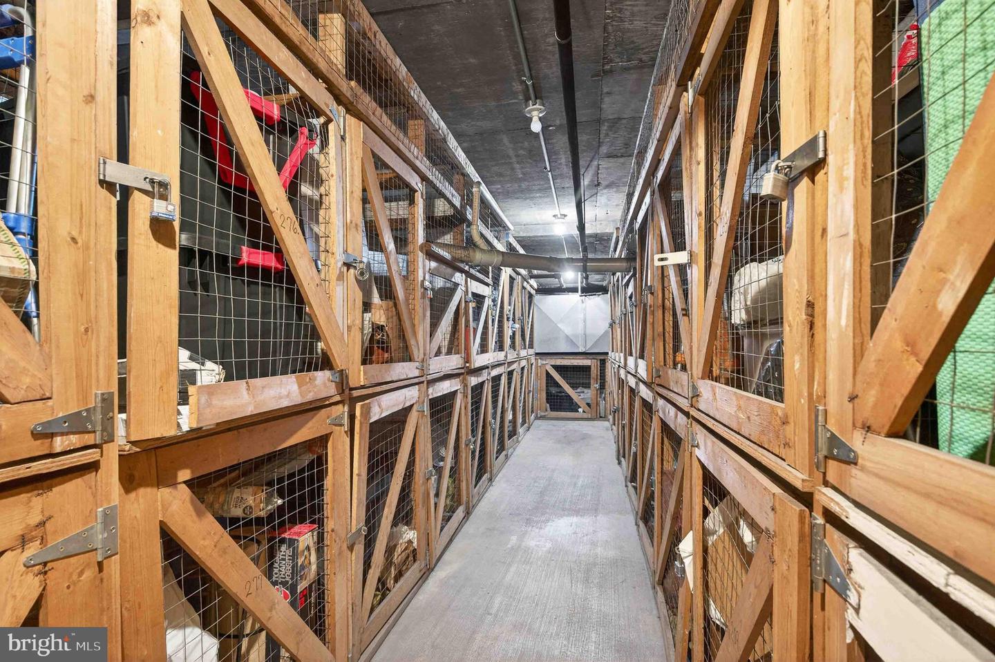 1225 MARTHA CUSTIS DR #406, ALEXANDRIA, Virginia 22302, 1 Bedroom Bedrooms, ,1 BathroomBathrooms,Residential,For sale,1225 MARTHA CUSTIS DR #406,VAAX2053688 MLS # VAAX2053688