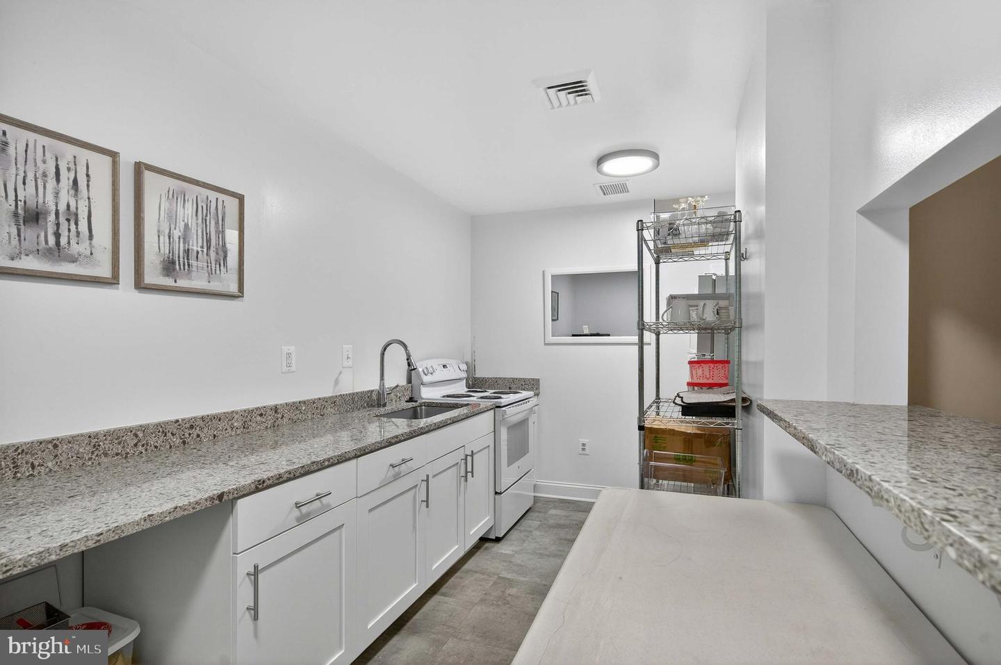 1225 MARTHA CUSTIS DR #406, ALEXANDRIA, Virginia 22302, 1 Bedroom Bedrooms, ,1 BathroomBathrooms,Residential,For sale,1225 MARTHA CUSTIS DR #406,VAAX2053688 MLS # VAAX2053688