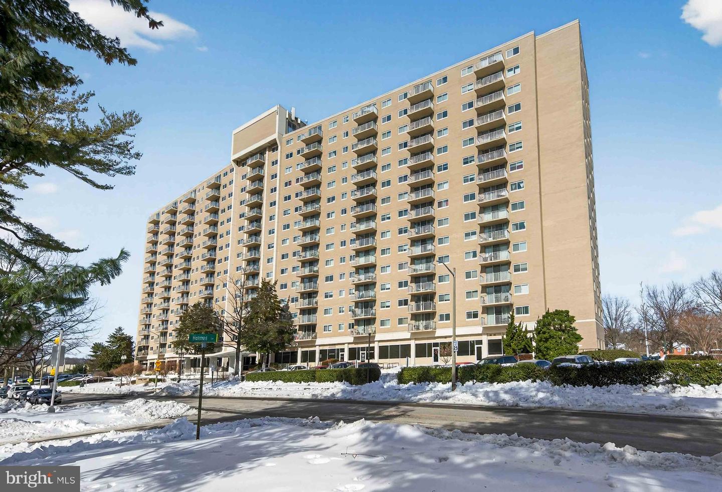 1225 MARTHA CUSTIS DR #406, ALEXANDRIA, Virginia 22302, 1 Bedroom Bedrooms, ,1 BathroomBathrooms,Residential,For sale,1225 MARTHA CUSTIS DR #406,VAAX2053688 MLS # VAAX2053688