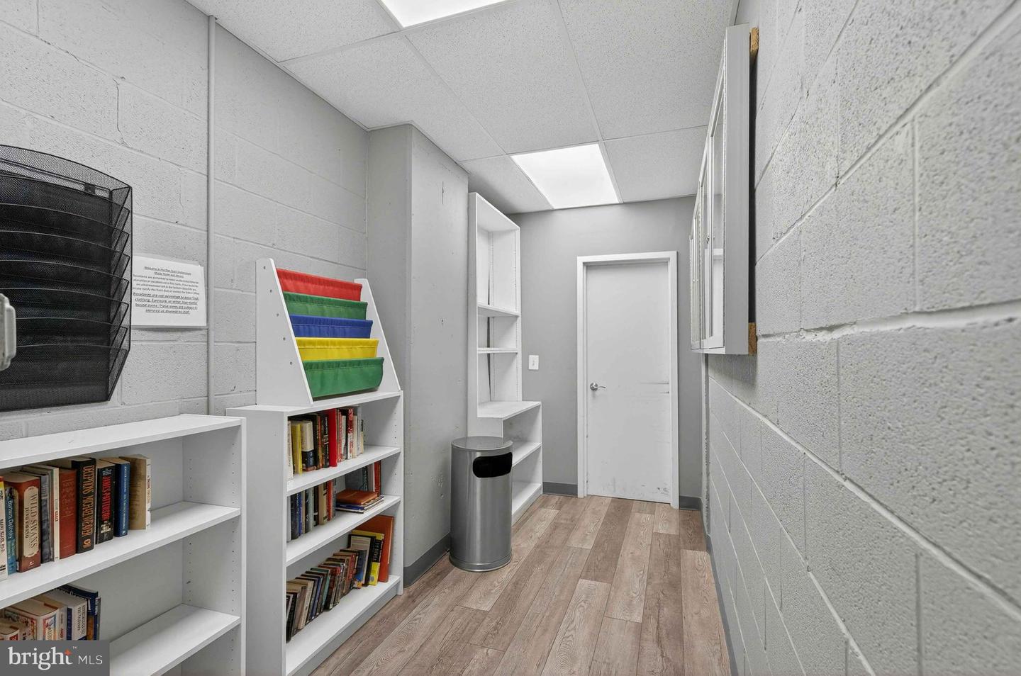 1225 MARTHA CUSTIS DR #406, ALEXANDRIA, Virginia 22302, 1 Bedroom Bedrooms, ,1 BathroomBathrooms,Residential,For sale,1225 MARTHA CUSTIS DR #406,VAAX2053688 MLS # VAAX2053688