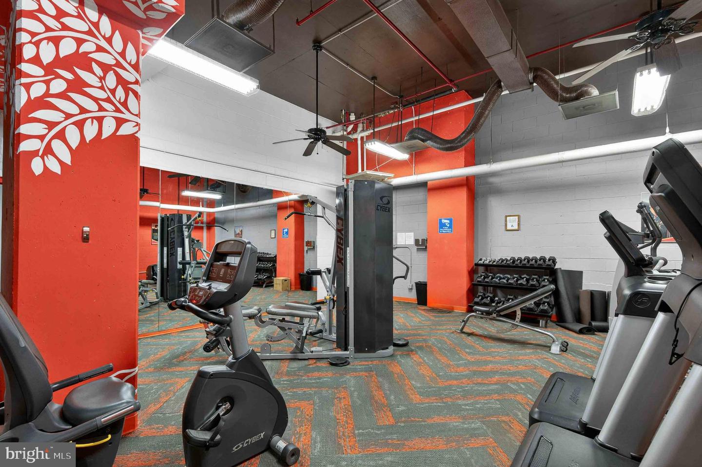 1225 MARTHA CUSTIS DR #406, ALEXANDRIA, Virginia 22302, 1 Bedroom Bedrooms, ,1 BathroomBathrooms,Residential,For sale,1225 MARTHA CUSTIS DR #406,VAAX2053688 MLS # VAAX2053688