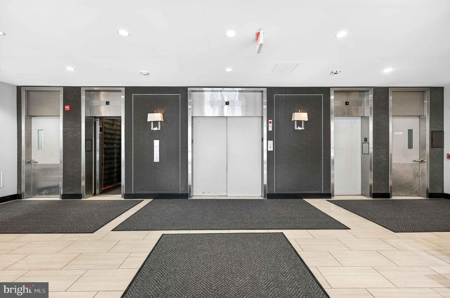 1225 MARTHA CUSTIS DR #406, ALEXANDRIA, Virginia 22302, 1 Bedroom Bedrooms, ,1 BathroomBathrooms,Residential,For sale,1225 MARTHA CUSTIS DR #406,VAAX2053688 MLS # VAAX2053688