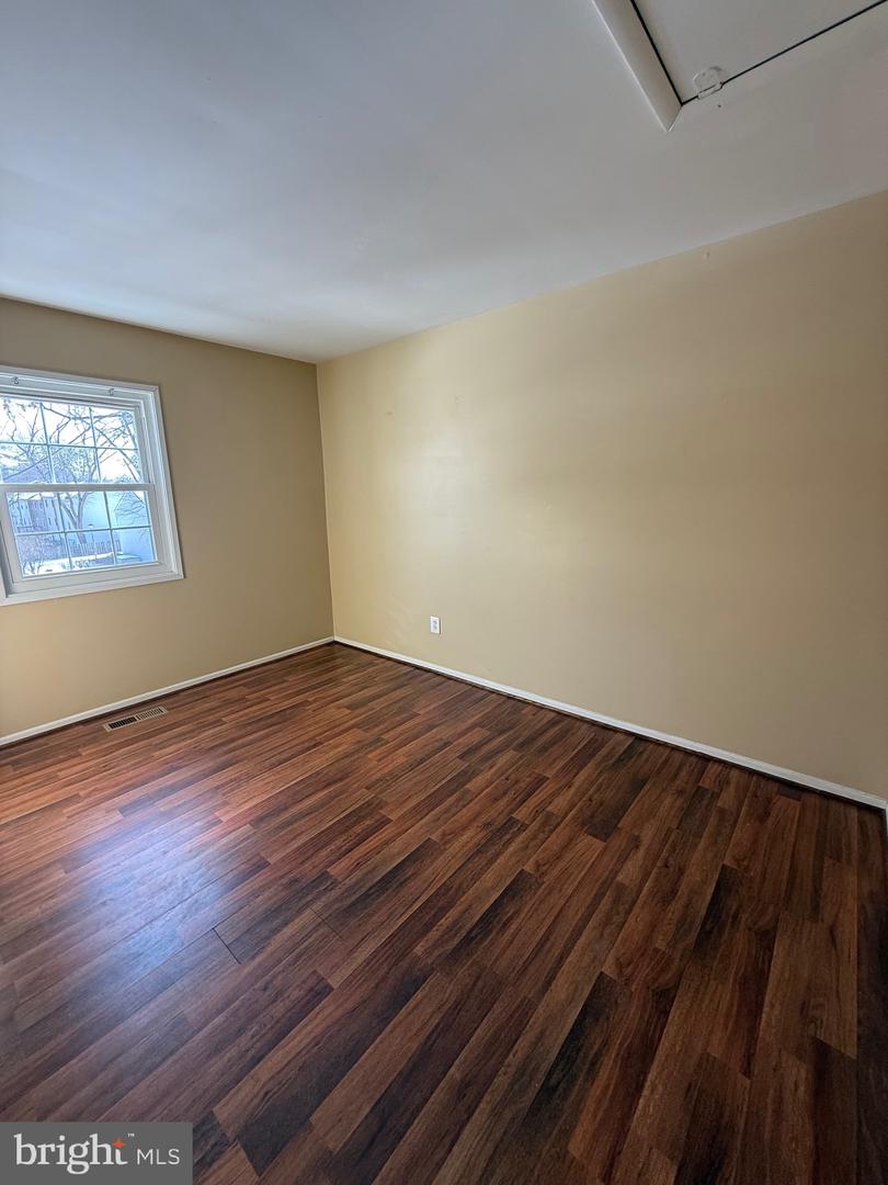 4909 TIBBITT LN, BURKE, Virginia 22015, 3 Bedrooms Bedrooms, ,1 BathroomBathrooms,Residential,For sale,4909 TIBBITT LN,VAFX2288540 MLS # VAFX2288540