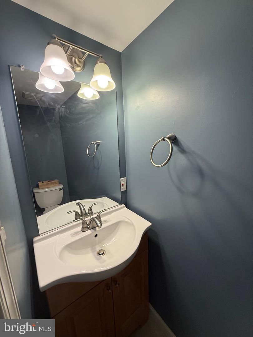 4909 TIBBITT LN, BURKE, Virginia 22015, 3 Bedrooms Bedrooms, ,1 BathroomBathrooms,Residential,For sale,4909 TIBBITT LN,VAFX2288540 MLS # VAFX2288540