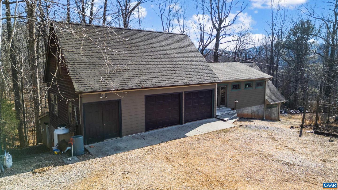 2288 LEXINGTON TPKE, AMHERST, Virginia 24521, 3 Bedrooms Bedrooms, ,4 BathroomsBathrooms,Residential,For sale,2288 LEXINGTON TPKE,672959 MLS # 672959