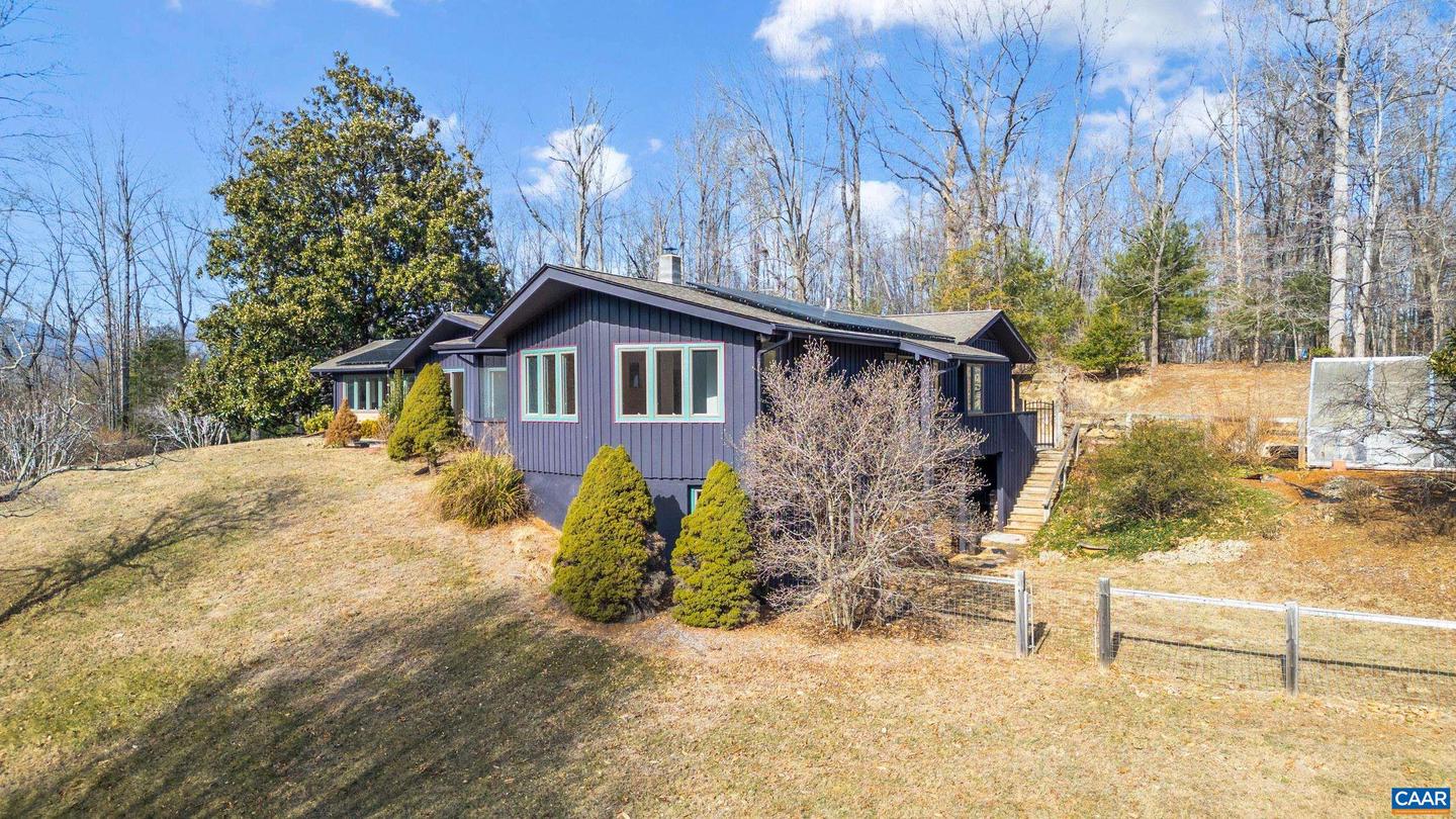 2288 LEXINGTON TPKE, AMHERST, Virginia 24521, 3 Bedrooms Bedrooms, ,4 BathroomsBathrooms,Residential,For sale,2288 LEXINGTON TPKE,672959 MLS # 672959