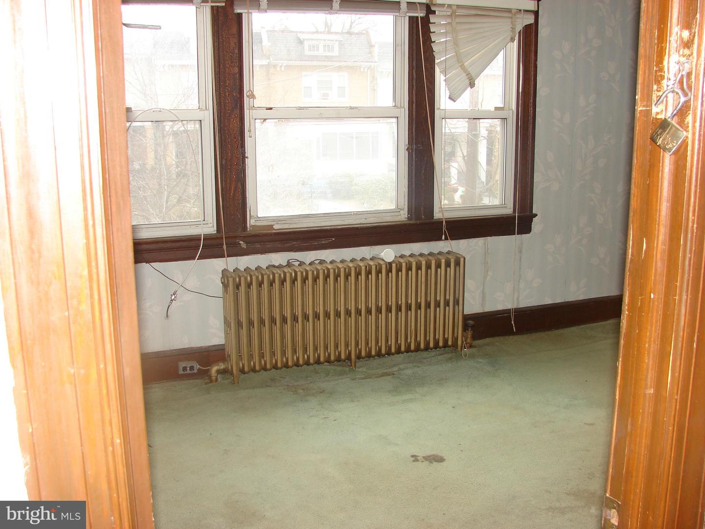 415 NW FARRAGUT ST NW, WASHINGTON, District Of Columbia 20011, 3 Bedrooms Bedrooms, ,2 BathroomsBathrooms,Residential,For sale,415 NW FARRAGUT ST NW,DCDC2244238 MLS # DCDC2244238