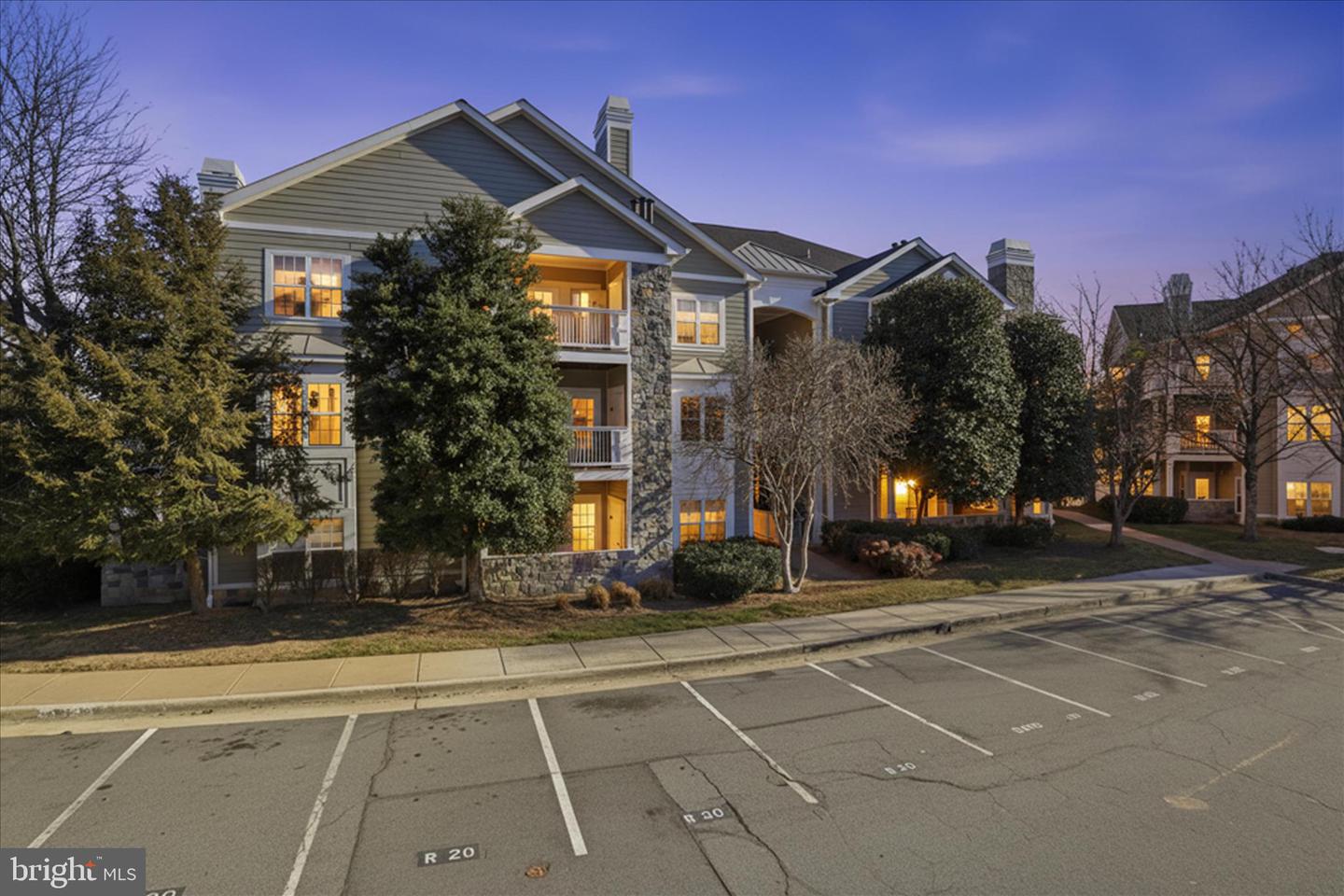 1720 LAKE SHORE CREST DR #34, RESTON, Virginia 20190, 1 Bedroom Bedrooms, ,1 BathroomBathrooms,Residential,For sale,1720 LAKE SHORE CREST DR #34,VAFX2288472 MLS # VAFX2288472
