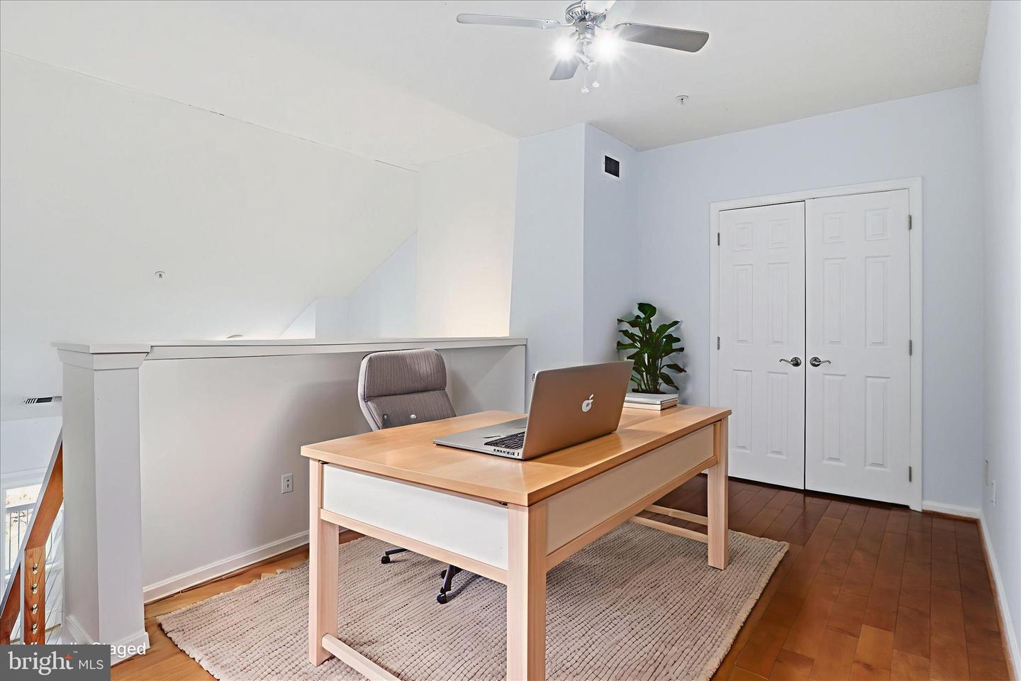 1720 LAKE SHORE CREST DR #34, RESTON, Virginia 20190, 1 Bedroom Bedrooms, ,1 BathroomBathrooms,Residential,For sale,1720 LAKE SHORE CREST DR #34,VAFX2288472 MLS # VAFX2288472