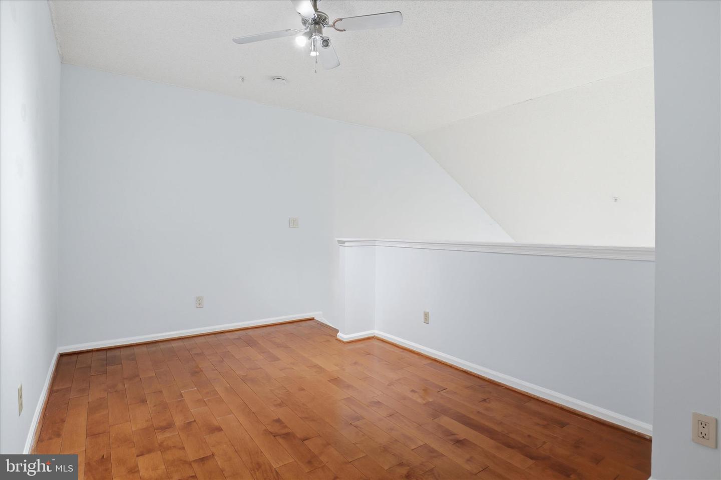 1720 LAKE SHORE CREST DR #34, RESTON, Virginia 20190, 1 Bedroom Bedrooms, ,1 BathroomBathrooms,Residential,For sale,1720 LAKE SHORE CREST DR #34,VAFX2288472 MLS # VAFX2288472