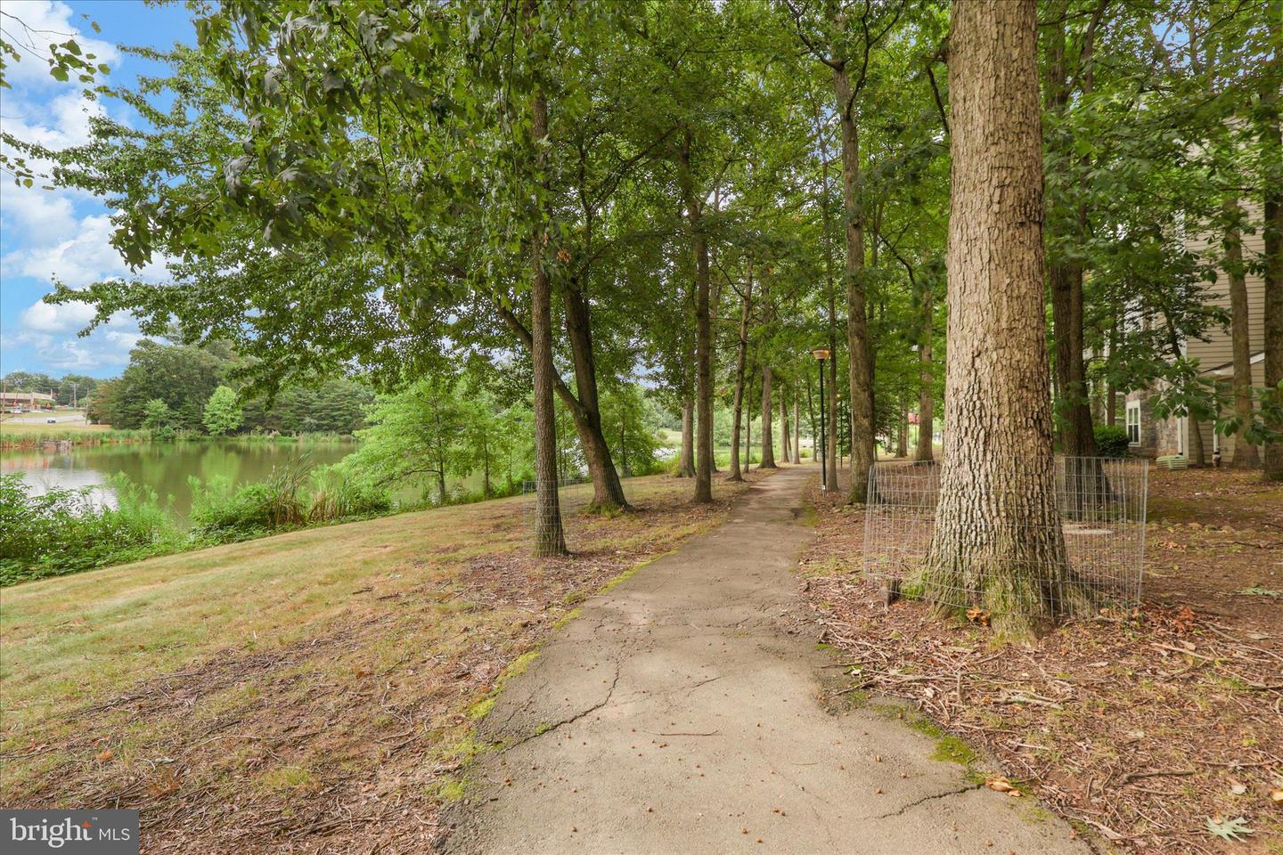 1720 LAKE SHORE CREST DR #34, RESTON, Virginia 20190, 1 Bedroom Bedrooms, ,1 BathroomBathrooms,Residential,For sale,1720 LAKE SHORE CREST DR #34,VAFX2288472 MLS # VAFX2288472