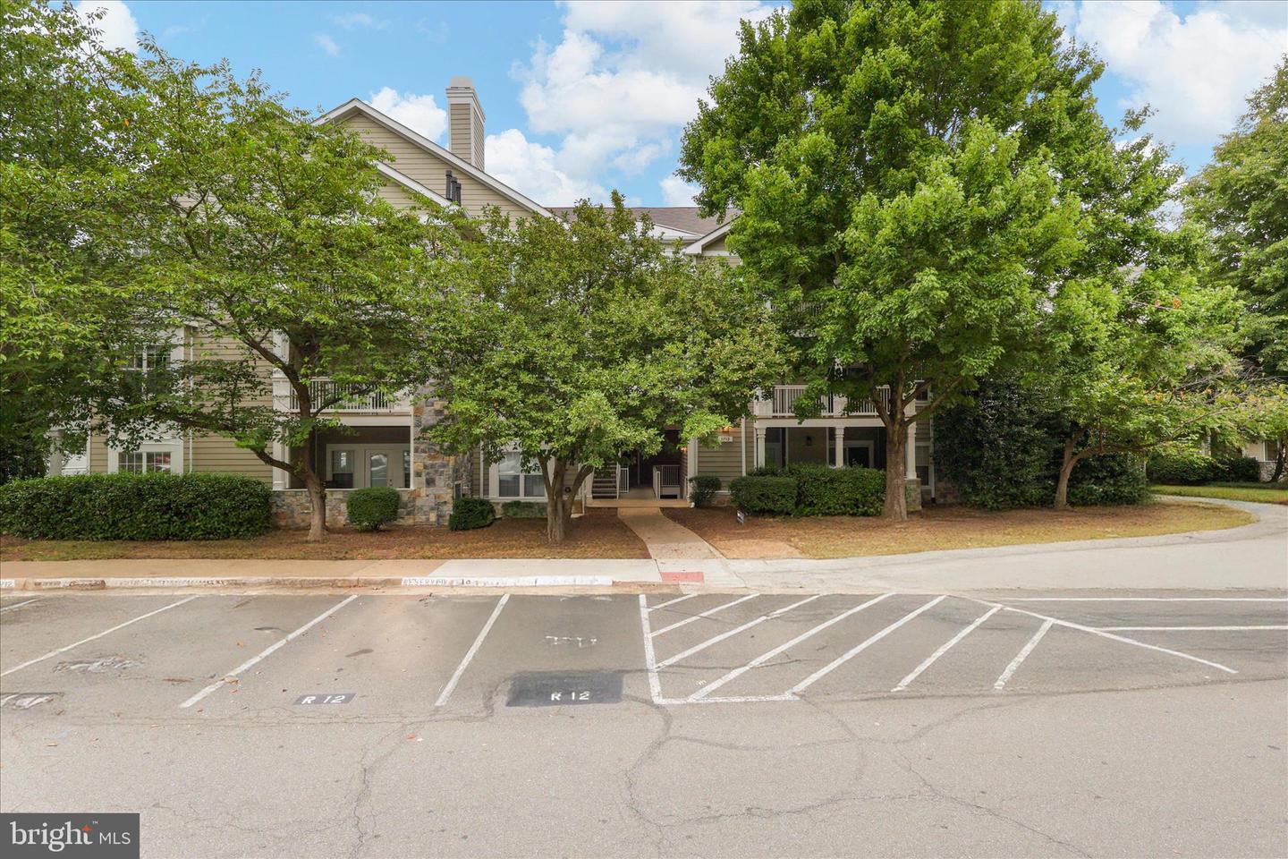 1720 LAKE SHORE CREST DR #34, RESTON, Virginia 20190, 1 Bedroom Bedrooms, ,1 BathroomBathrooms,Residential,For sale,1720 LAKE SHORE CREST DR #34,VAFX2288472 MLS # VAFX2288472