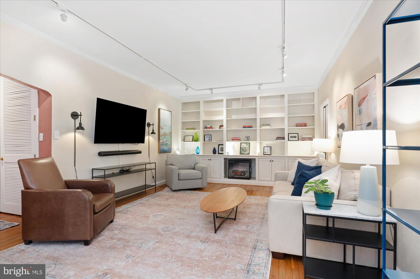 4514 CONNECTICUT AVE NW #206, WASHINGTON, District Of Columbia 20008, 1 Bedroom Bedrooms, ,1 BathroomBathrooms,Residential,For sale,4514 CONNECTICUT AVE NW #206,DCDC2244220 MLS # DCDC2244220 4514 CONNECTICUT AVE NW #206, WASHINGTON, District Of Columbia 20008, 1 Bedroom Bedrooms, ,1 BathroomBathrooms,Residential,For sale,4514 CONNECTICUT AVE NW #206,DCDC2244220 MLS # DCDC2244220