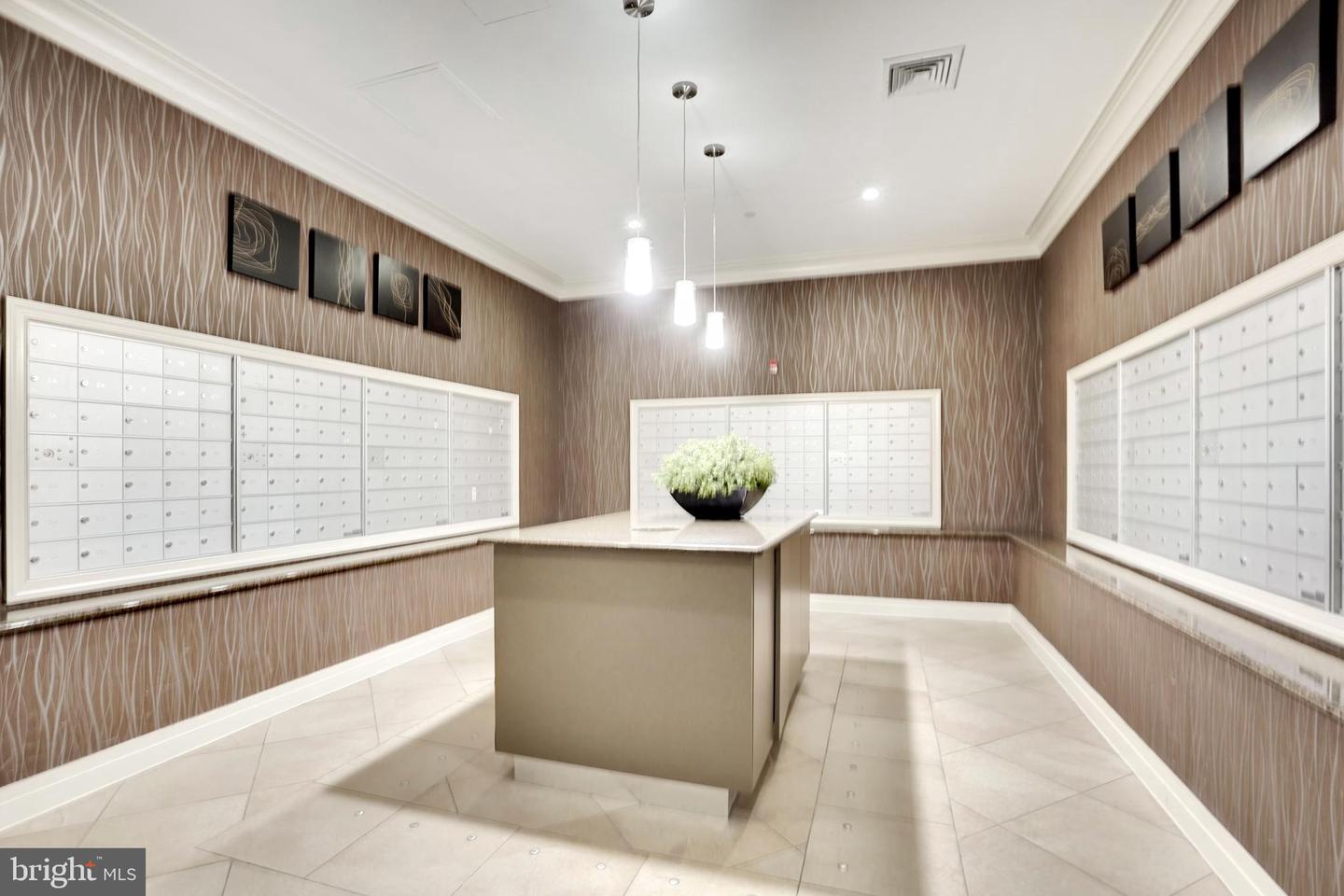 2451 MIDTOWN AVE #203, ALEXANDRIA, Virginia 22303, 2 Bedrooms Bedrooms, ,2 BathroomsBathrooms,Residential,For sale,2451 MIDTOWN AVE #203,VAFX2288560 MLS # VAFX2288560 2451 MIDTOWN AVE #203, ALEXANDRIA, Virginia 22303, 2 Bedrooms Bedrooms, ,2 BathroomsBathrooms,Residential,For sale,2451 MIDTOWN AVE #203,VAFX2288560 MLS # VAFX2288560