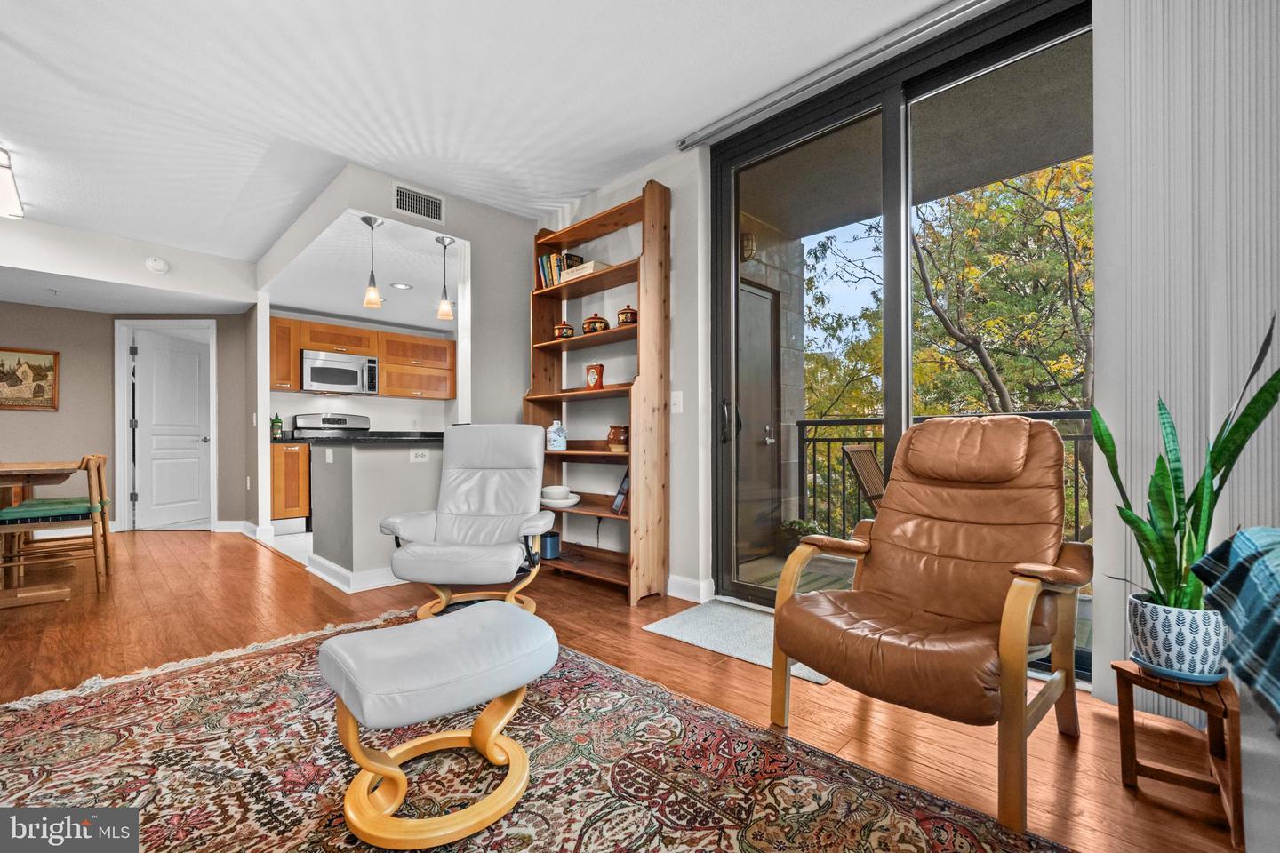 2451 MIDTOWN AVE #203, ALEXANDRIA, Virginia 22303, 2 Bedrooms Bedrooms, ,2 BathroomsBathrooms,Residential,For sale,2451 MIDTOWN AVE #203,VAFX2288560 MLS # VAFX2288560 2451 MIDTOWN AVE #203, ALEXANDRIA, Virginia 22303, 2 Bedrooms Bedrooms, ,2 BathroomsBathrooms,Residential,For sale,2451 MIDTOWN AVE #203,VAFX2288560 MLS # VAFX2288560