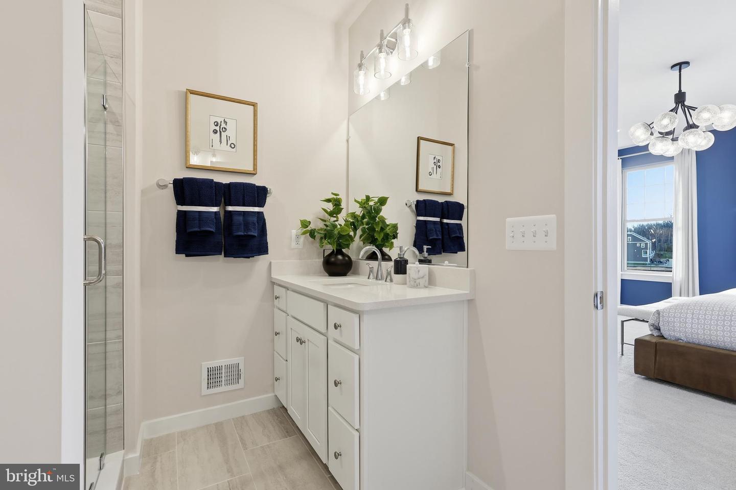 17708 WILLIAMS WAY, DUMFRIES, Virginia 22026, 3 Bedrooms Bedrooms, ,2 BathroomsBathrooms,Residential,For sale,17708 WILLIAMS WAY,VAPW2111710 MLS # VAPW2111710