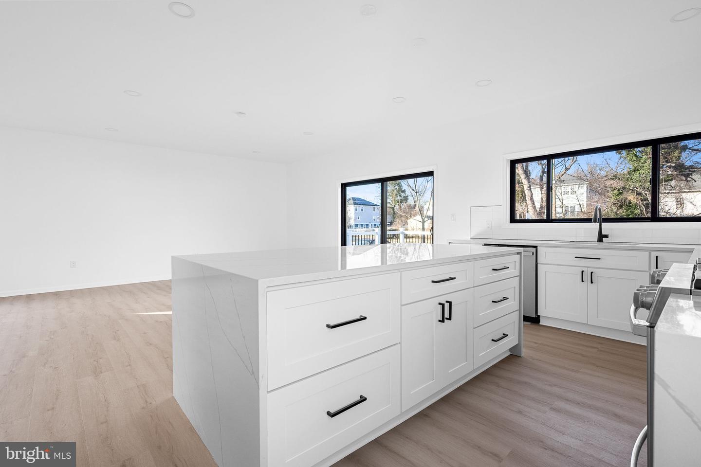 3108 ADAMS ST NE, WASHINGTON, District Of Columbia 20018, 6 Bedrooms Bedrooms, ,5 BathroomsBathrooms,Residential,For sale,3108 ADAMS ST NE,DCDC2244282 MLS # DCDC2244282