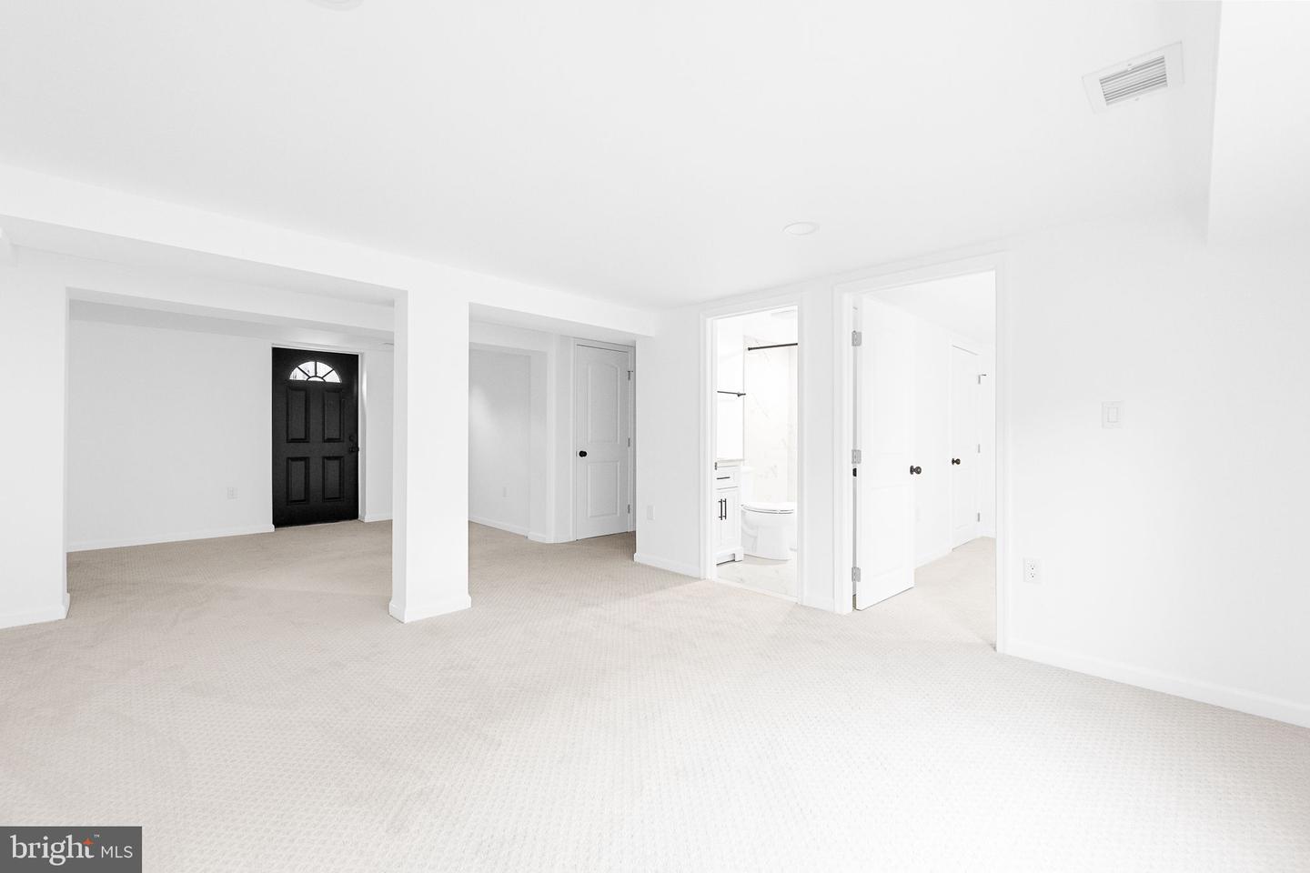 3108 ADAMS ST NE, WASHINGTON, District Of Columbia 20018, 6 Bedrooms Bedrooms, ,5 BathroomsBathrooms,Residential,For sale,3108 ADAMS ST NE,DCDC2244282 MLS # DCDC2244282