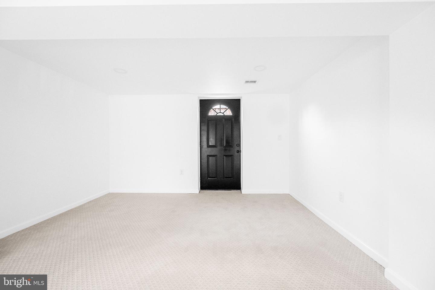 3108 ADAMS ST NE, WASHINGTON, District Of Columbia 20018, 6 Bedrooms Bedrooms, ,5 BathroomsBathrooms,Residential,For sale,3108 ADAMS ST NE,DCDC2244282 MLS # DCDC2244282