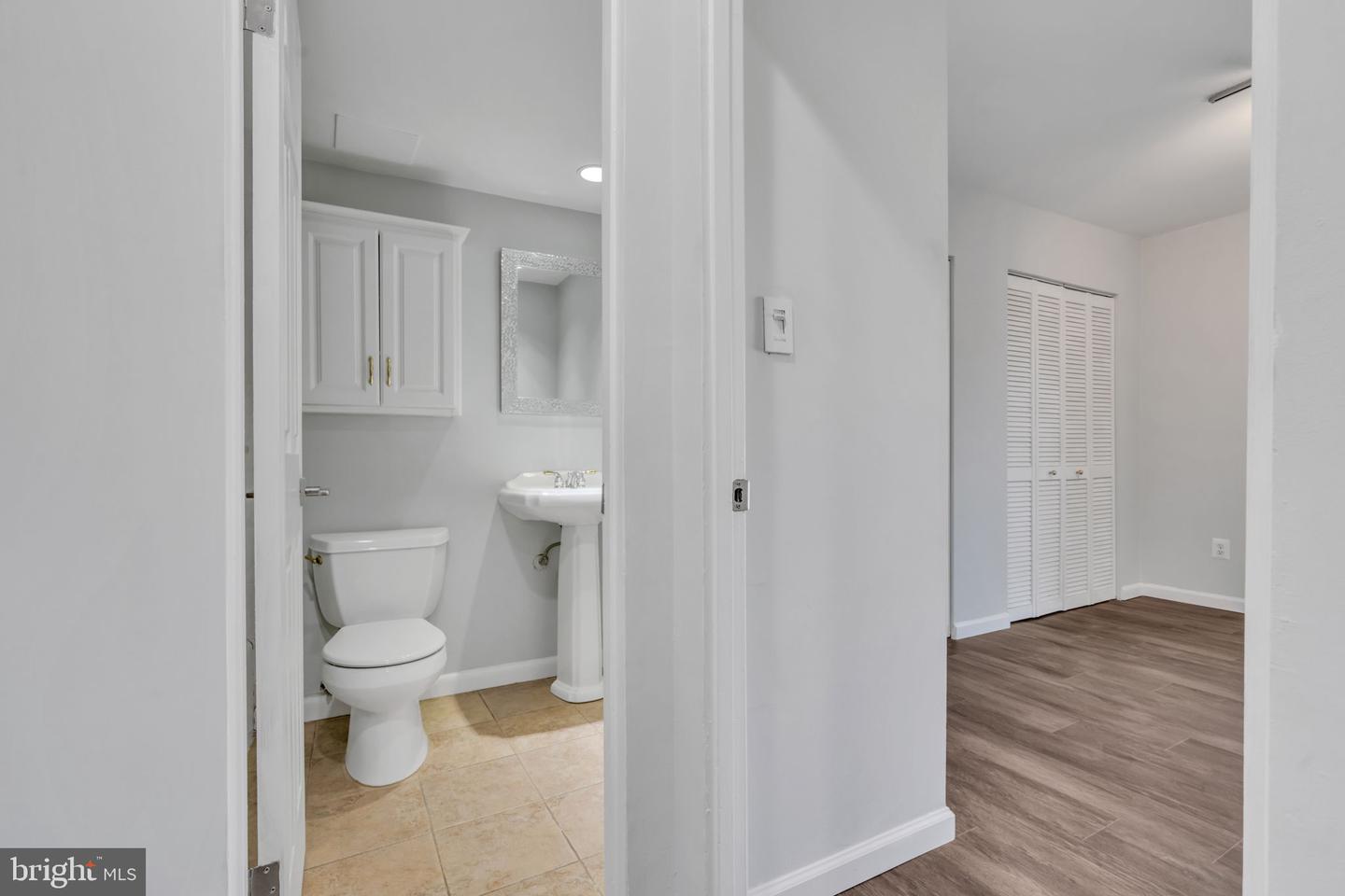 6141 LEESBURG PIKE #504, FALLS CHURCH, Virginia 22041, 1 Bedroom Bedrooms, ,1 BathroomBathrooms,Residential,For sale,6141 LEESBURG PIKE #504,VAFX2288622 MLS # VAFX2288622