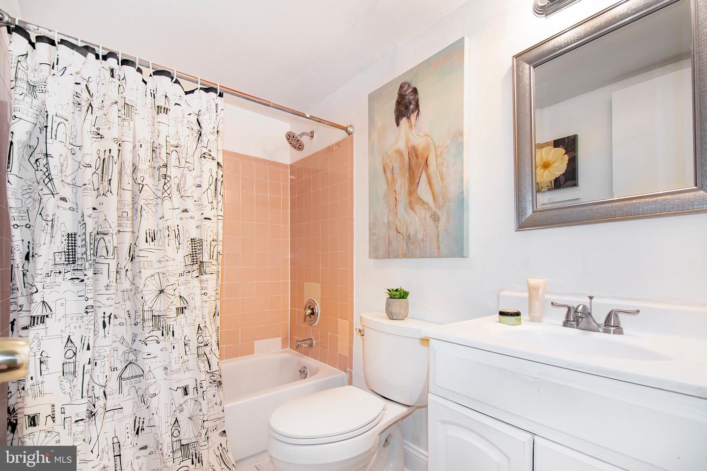 7996 AUDUBON AVE #102, ALEXANDRIA, Virginia 22306, 3 Bedrooms Bedrooms, ,2 BathroomsBathrooms,Residential,For sale,7996 AUDUBON AVE #102,VAFX2288624 MLS # VAFX2288624