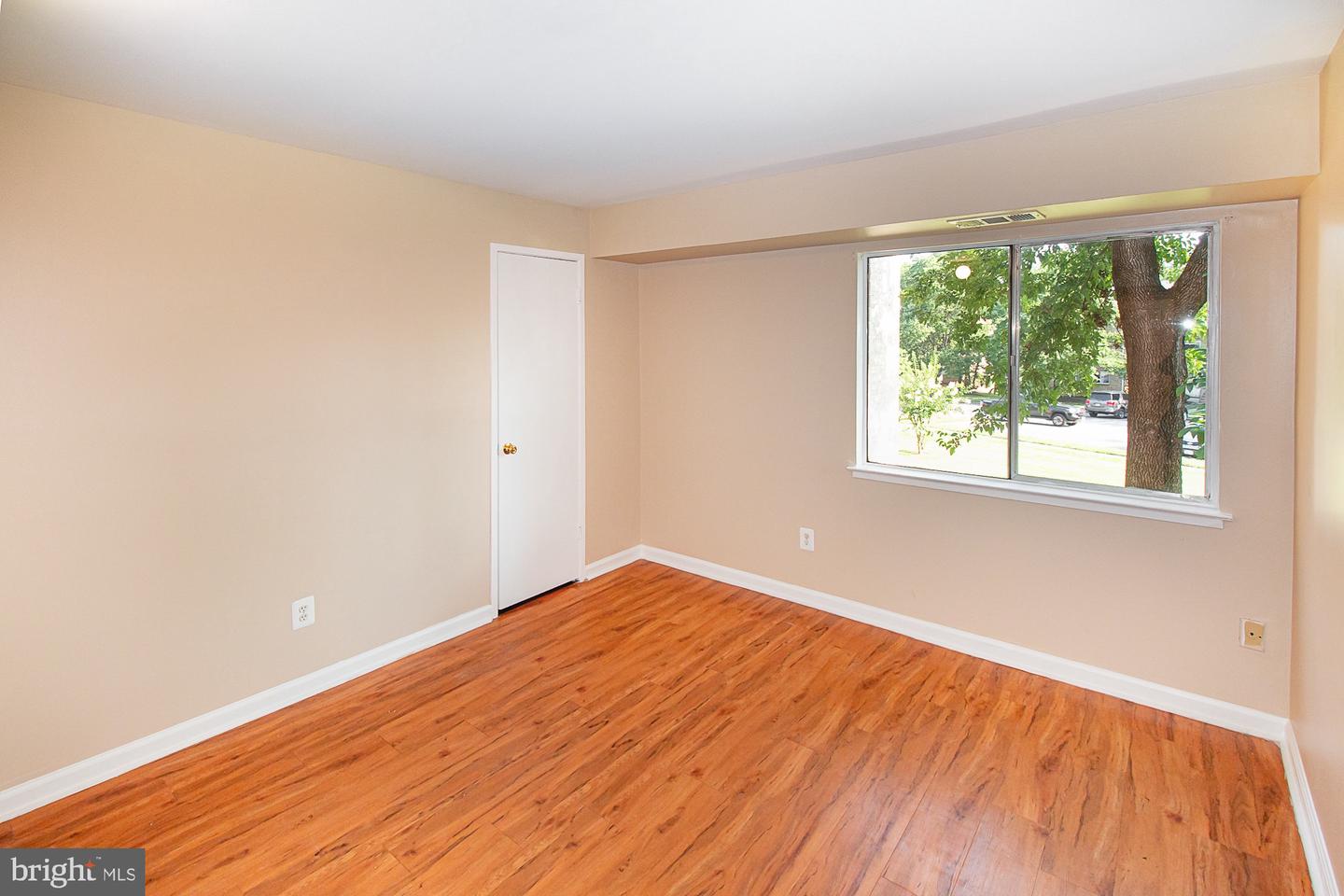 7996 AUDUBON AVE #102, ALEXANDRIA, Virginia 22306, 3 Bedrooms Bedrooms, ,2 BathroomsBathrooms,Residential,For sale,7996 AUDUBON AVE #102,VAFX2288624 MLS # VAFX2288624