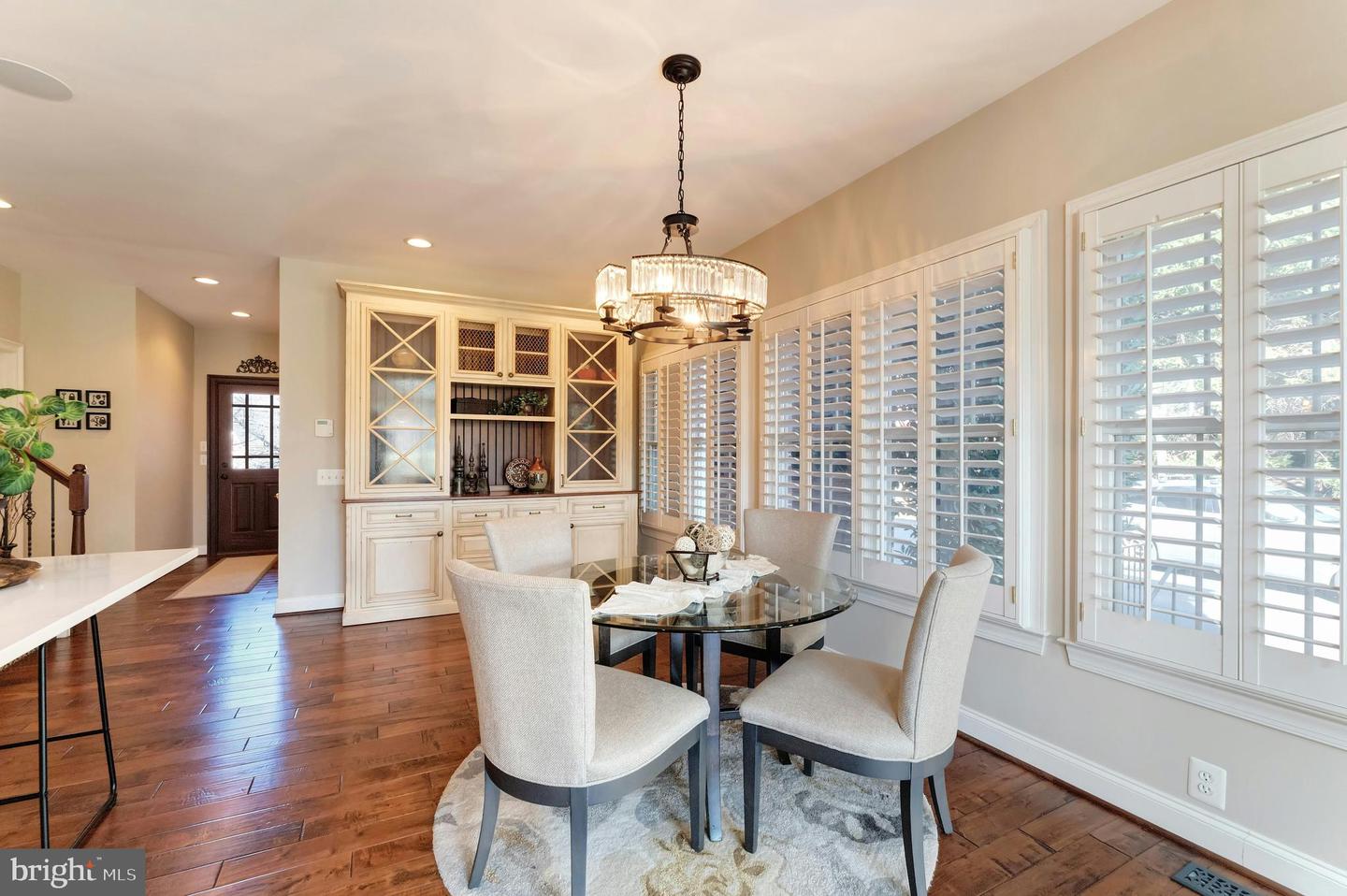 19746 WILLOWDALE PL, ASHBURN, Virginia 20147, 6 Bedrooms Bedrooms, ,6 BathroomsBathrooms,Residential,For sale,19746 WILLOWDALE PL,VALO2115114 MLS # VALO2115114