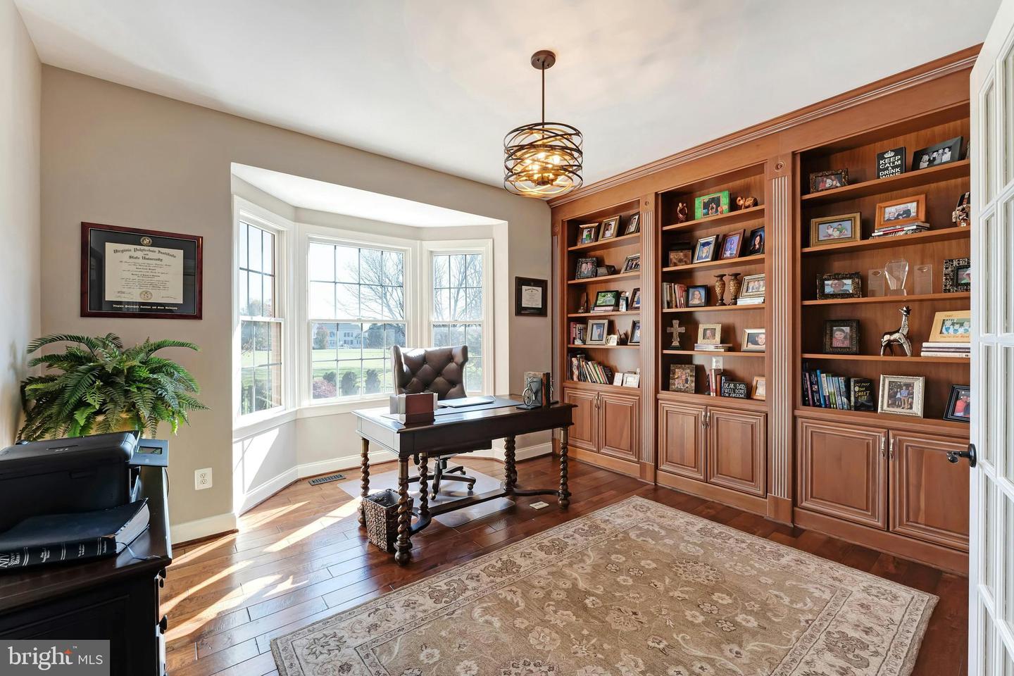 19746 WILLOWDALE PL, ASHBURN, Virginia 20147, 6 Bedrooms Bedrooms, ,6 BathroomsBathrooms,Residential,For sale,19746 WILLOWDALE PL,VALO2115114 MLS # VALO2115114