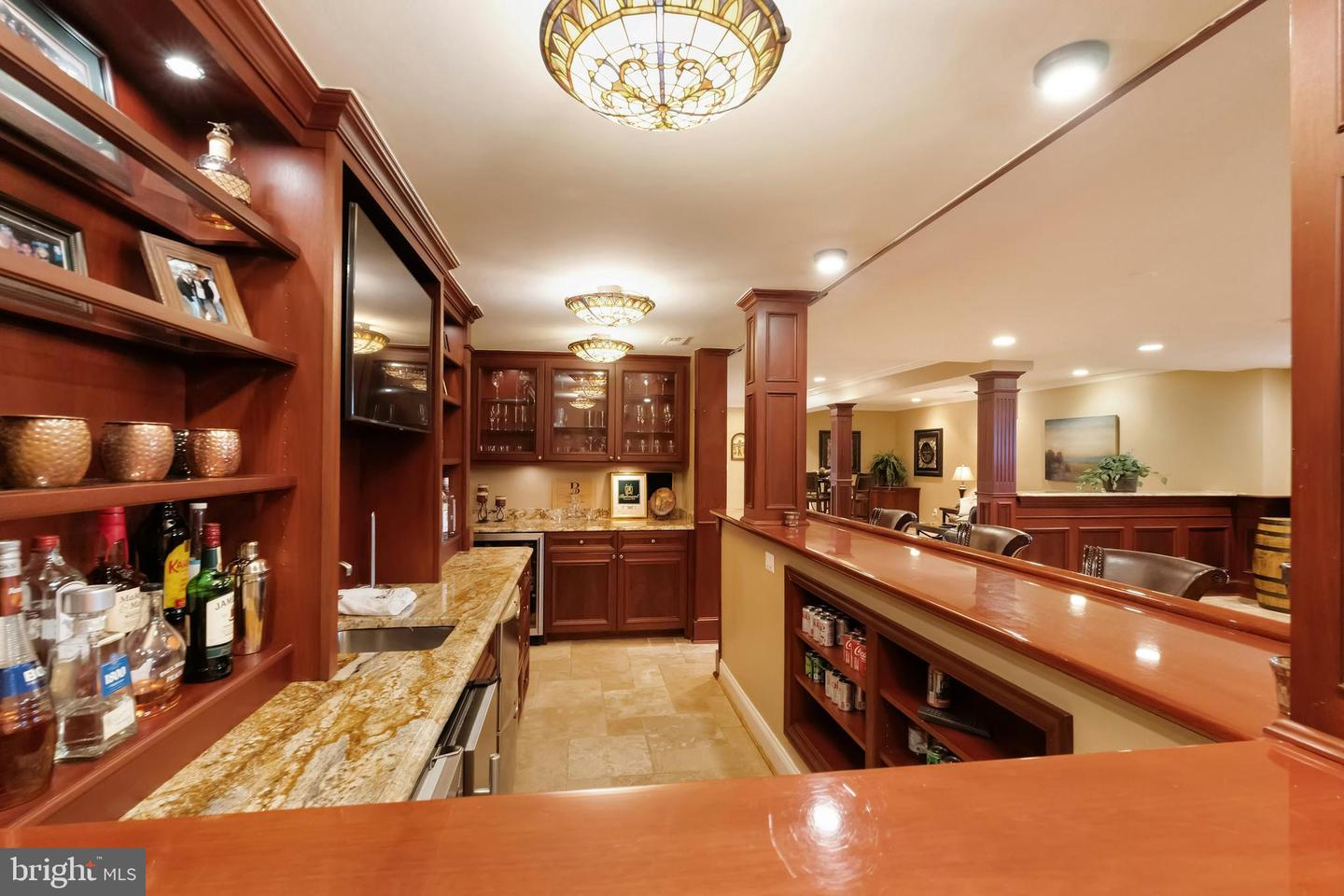 19746 WILLOWDALE PL, ASHBURN, Virginia 20147, 6 Bedrooms Bedrooms, ,6 BathroomsBathrooms,Residential,For sale,19746 WILLOWDALE PL,VALO2115114 MLS # VALO2115114