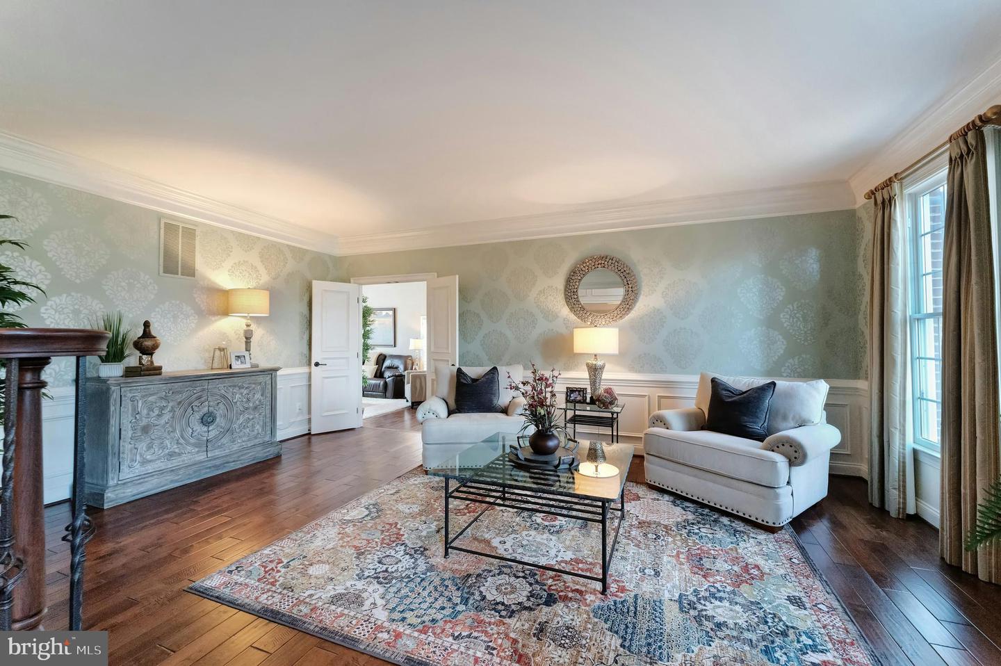 19746 WILLOWDALE PL, ASHBURN, Virginia 20147, 6 Bedrooms Bedrooms, ,6 BathroomsBathrooms,Residential,For sale,19746 WILLOWDALE PL,VALO2115114 MLS # VALO2115114