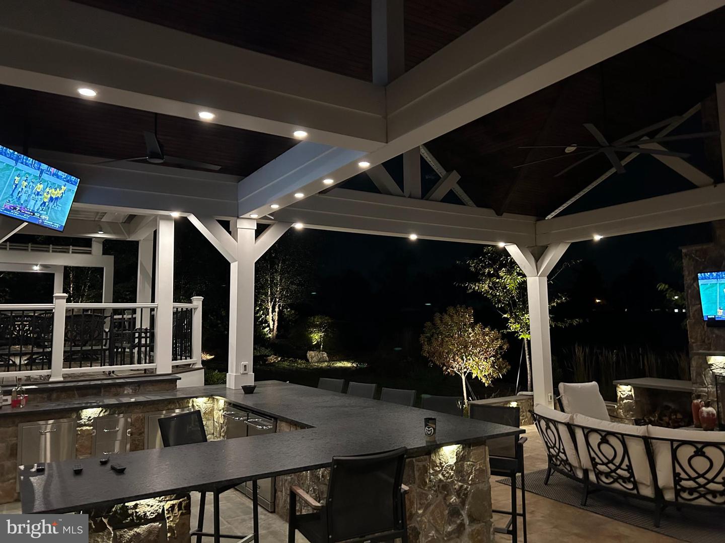 19746 WILLOWDALE PL, ASHBURN, Virginia 20147, 6 Bedrooms Bedrooms, ,6 BathroomsBathrooms,Residential,For sale,19746 WILLOWDALE PL,VALO2115114 MLS # VALO2115114