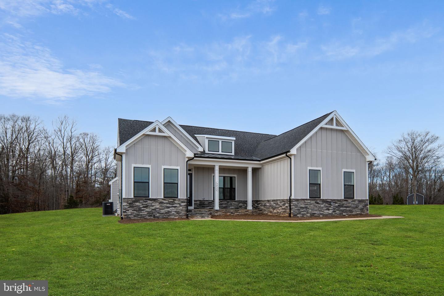 8633 ROSNI WAY, FREDERICKSBURG, Virginia 22407, 3 Bedrooms Bedrooms, ,2 BathroomsBathrooms,Residential,For sale,8633 ROSNI WAY,VASP2039020 MLS # VASP2039020