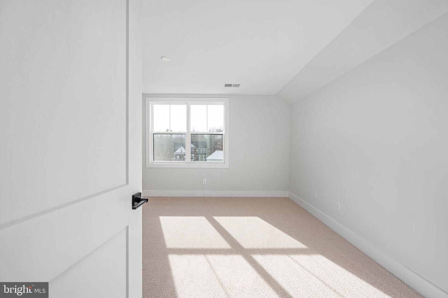 8633 ROSNI WAY, FREDERICKSBURG, Virginia 22407, 3 Bedrooms Bedrooms, ,2 BathroomsBathrooms,Residential,For sale,8633 ROSNI WAY,VASP2039020 MLS # VASP2039020