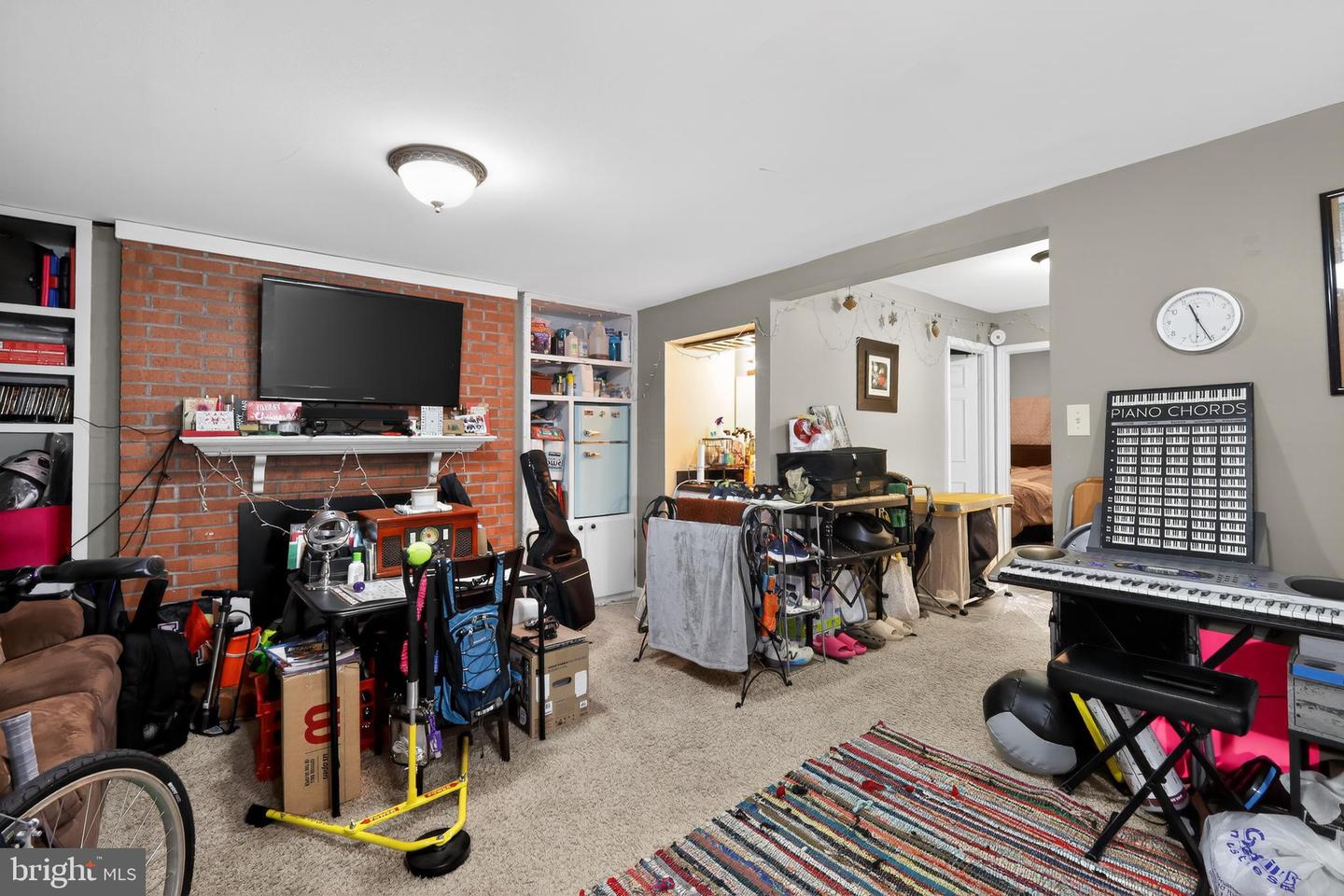 5868 LANGTON DR, ALEXANDRIA, Virginia 22310, 3 Bedrooms Bedrooms, ,2 BathroomsBathrooms,Residential,For sale,5868 LANGTON DR,VAFX2288628 MLS # VAFX2288628