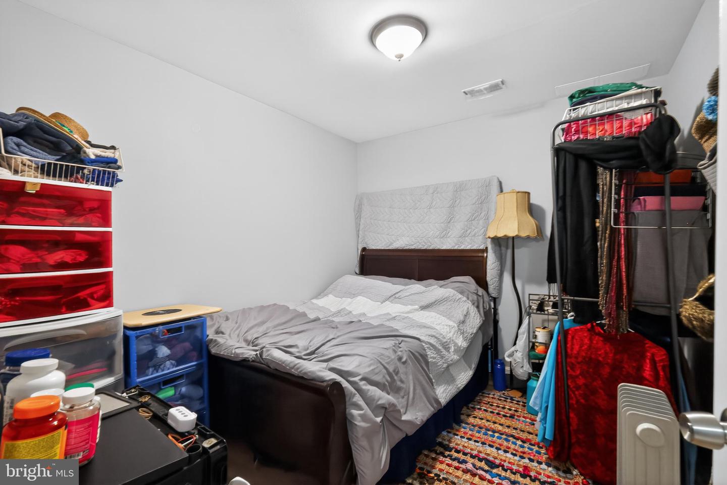 5868 LANGTON DR, ALEXANDRIA, Virginia 22310, 3 Bedrooms Bedrooms, ,2 BathroomsBathrooms,Residential,For sale,5868 LANGTON DR,VAFX2288628 MLS # VAFX2288628