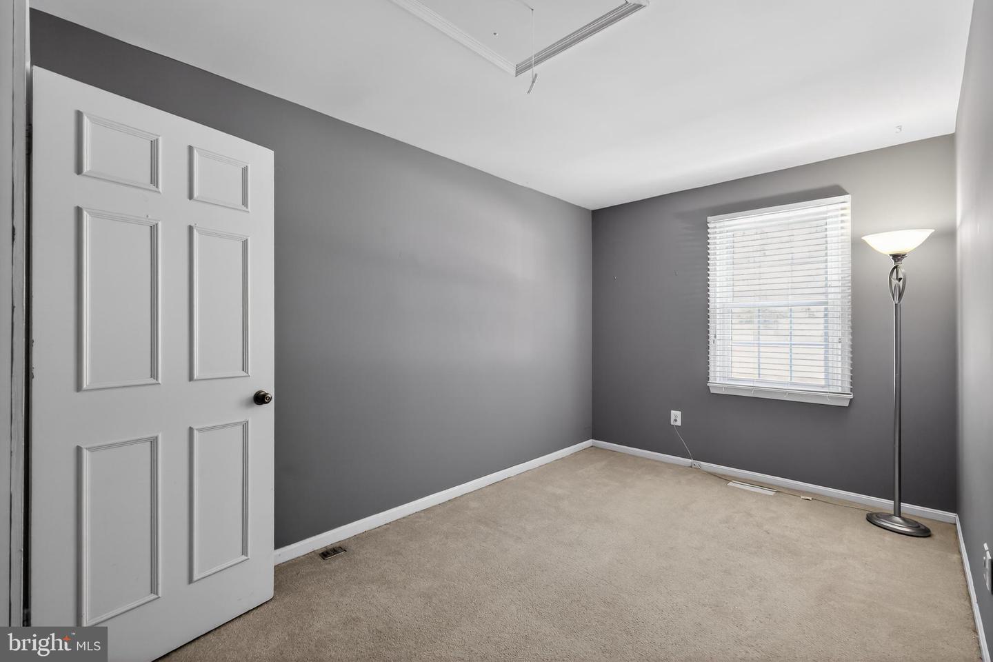 5868 LANGTON DR, ALEXANDRIA, Virginia 22310, 3 Bedrooms Bedrooms, ,2 BathroomsBathrooms,Residential,For sale,5868 LANGTON DR,VAFX2288628 MLS # VAFX2288628