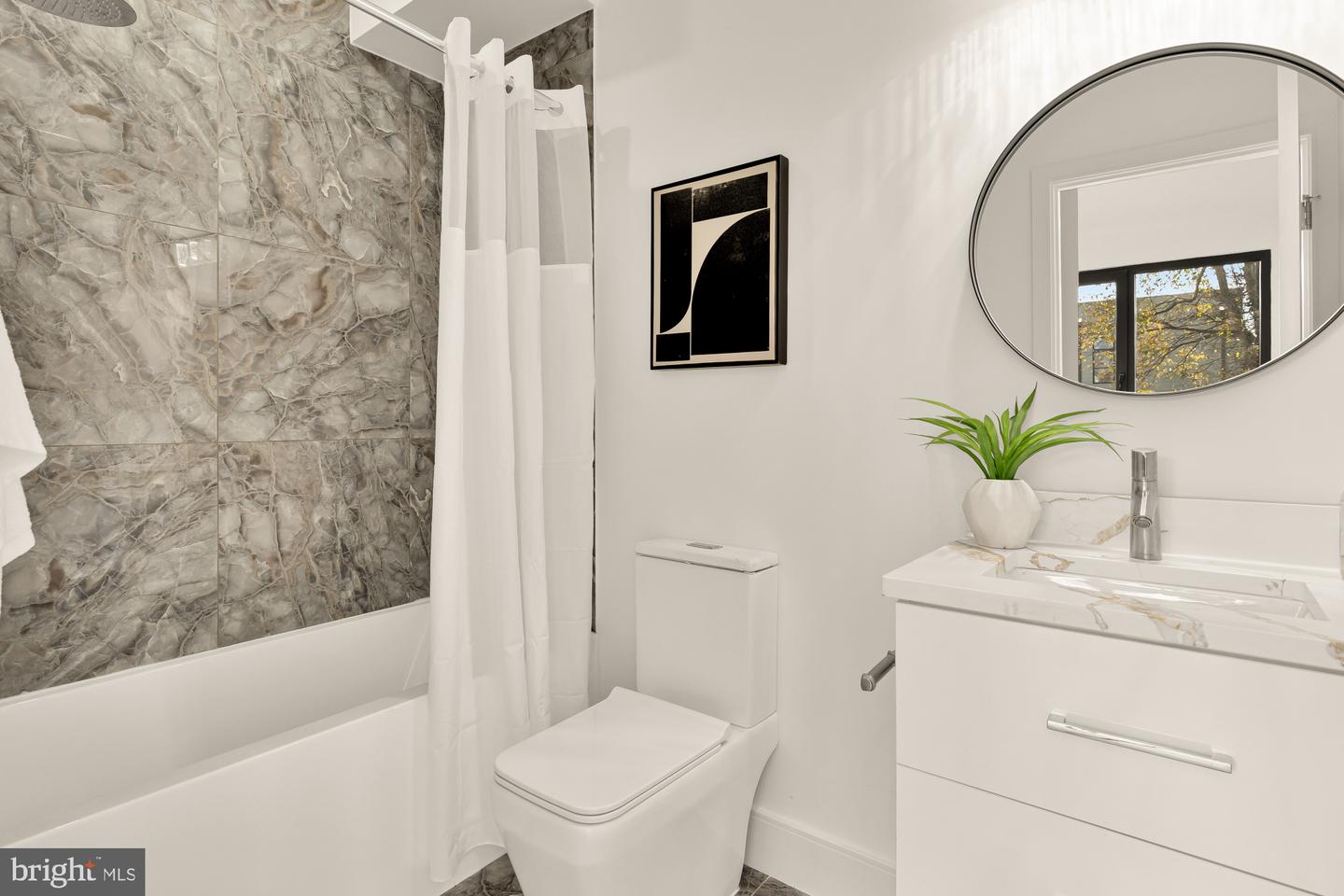 1810 CENTRAL PL NE #2, WASHINGTON, District Of Columbia 20002, 4 Bedrooms Bedrooms, ,4 BathroomsBathrooms,Residential,For sale,1810 CENTRAL PL NE #2,DCDC2244318 MLS # DCDC2244318