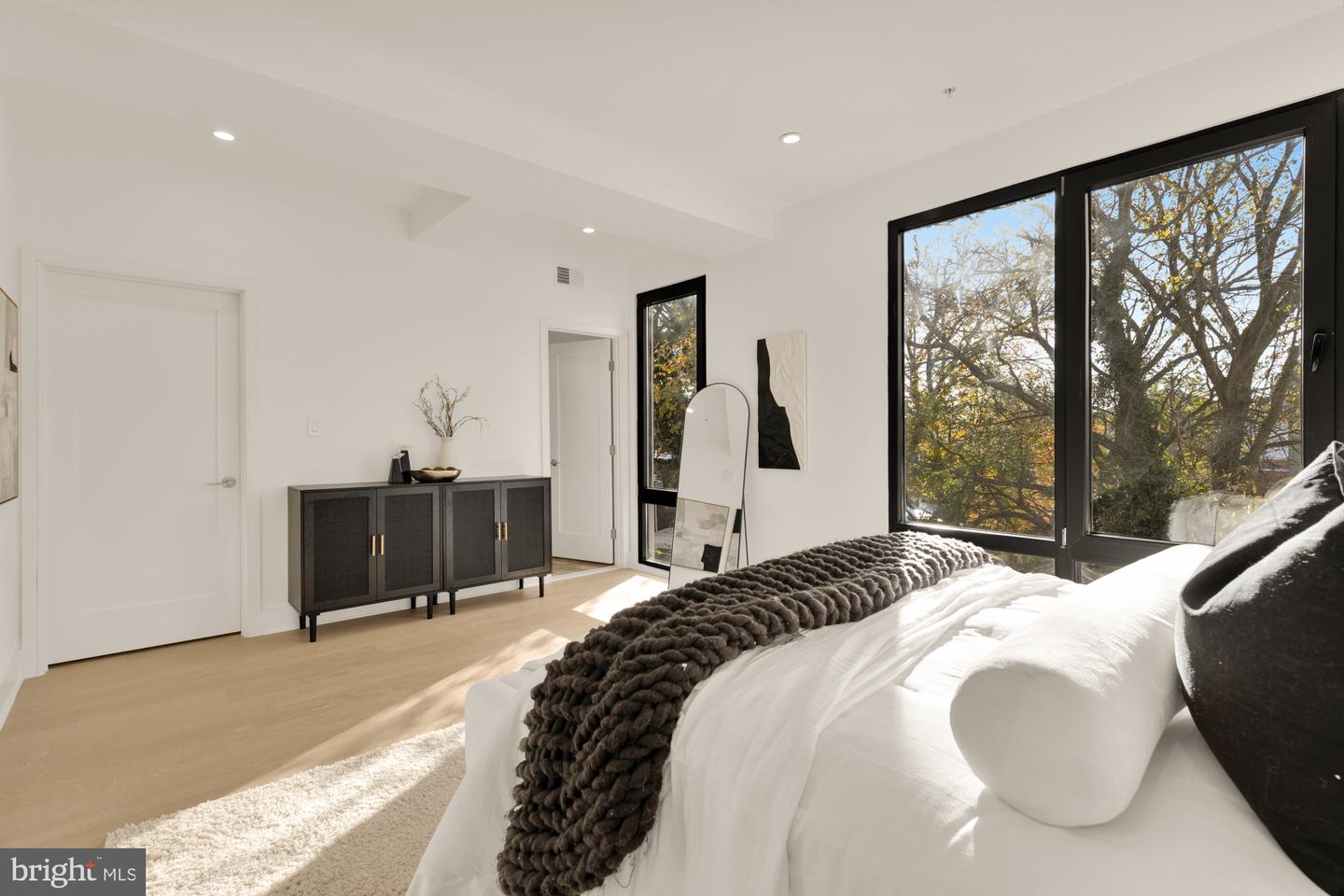 1810 CENTRAL PL NE #2, WASHINGTON, District Of Columbia 20002, 4 Bedrooms Bedrooms, ,4 BathroomsBathrooms,Residential,For sale,1810 CENTRAL PL NE #2,DCDC2244318 MLS # DCDC2244318