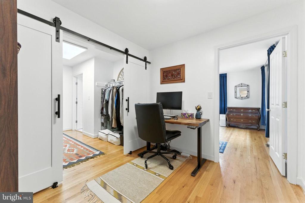 46 ROCK RIDGE LN, CHESTER GAP, Virginia, 4 Bedrooms Bedrooms, ,4 BathroomsBathrooms,Residential,46 ROCK RIDGE LN,VARP2002240 MLS # VARP2002240