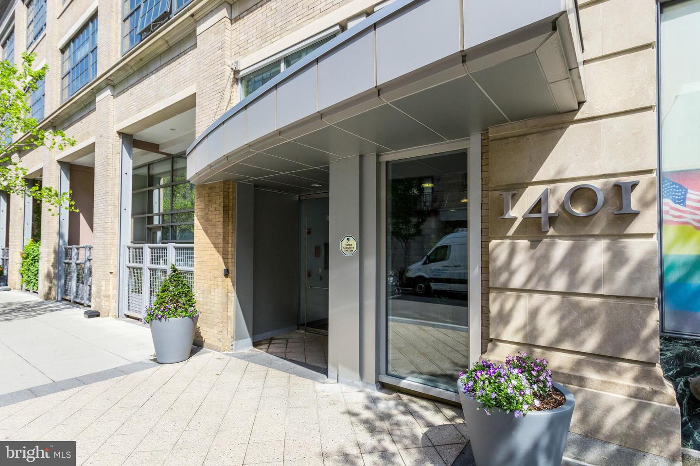 1401 CHURCH ST NW #214, WASHINGTON, District Of Columbia 20005, 2 Bedrooms Bedrooms, ,2 BathroomsBathrooms,Residential,For sale,1401 CHURCH ST NW #214,DCDC2190706 MLS # DCDC2190706