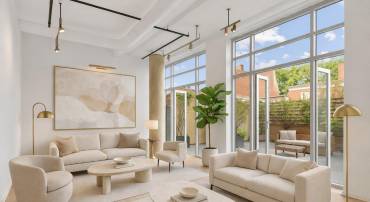 1401 CHURCH ST NW #214, WASHINGTON, District Of Columbia 20005, 2 Bedrooms Bedrooms, ,2 BathroomsBathrooms,Residential,For sale,1401 CHURCH ST NW #214,DCDC2190706 MLS # DCDC2190706