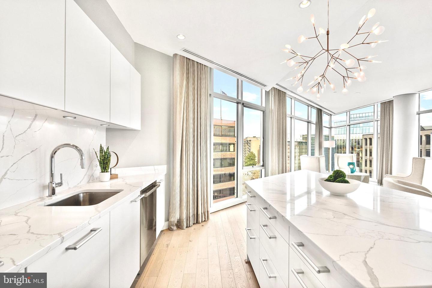 1177 22ND ST NW #7D, WASHINGTON, District Of Columbia 20037, 3 Bedrooms Bedrooms, ,3 BathroomsBathrooms,Residential,For sale,1177 22ND ST NW #7D,DCDC2200512 MLS # DCDC2200512 1177 22ND ST NW #7D, WASHINGTON, District Of Columbia 20037, 3 Bedrooms Bedrooms, ,3 BathroomsBathrooms,Residential,For sale,1177 22ND ST NW #7D,DCDC2200512 MLS # DCDC2200512