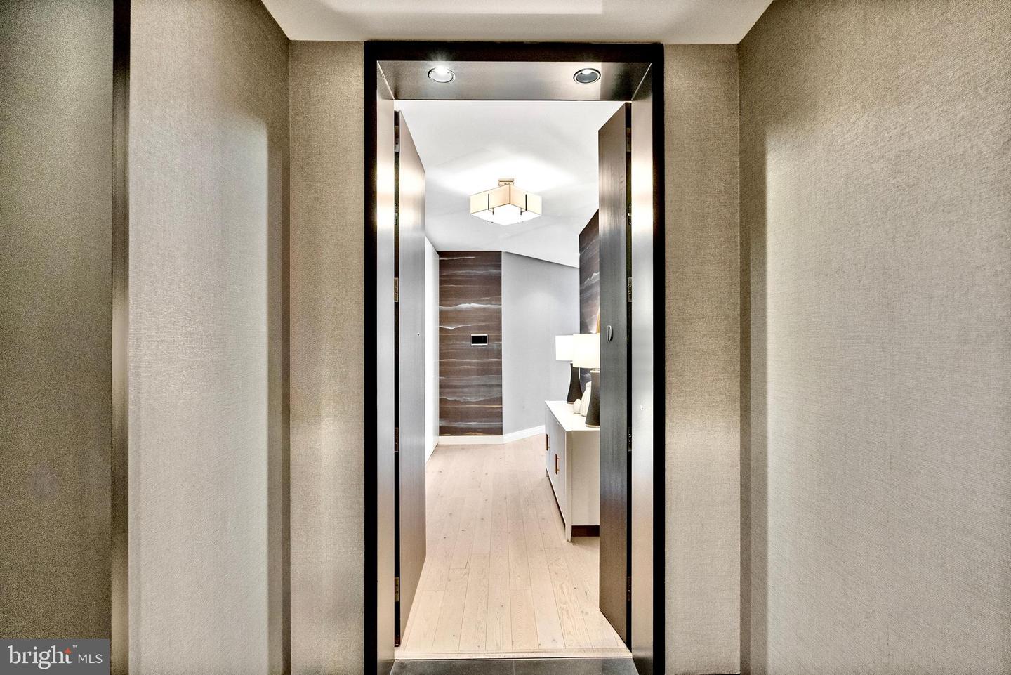 1177 22ND ST NW #7D, WASHINGTON, District Of Columbia 20037, 3 Bedrooms Bedrooms, ,3 BathroomsBathrooms,Residential,For sale,1177 22ND ST NW #7D,DCDC2200512 MLS # DCDC2200512 1177 22ND ST NW #7D, WASHINGTON, District Of Columbia 20037, 3 Bedrooms Bedrooms, ,3 BathroomsBathrooms,Residential,For sale,1177 22ND ST NW #7D,DCDC2200512 MLS # DCDC2200512