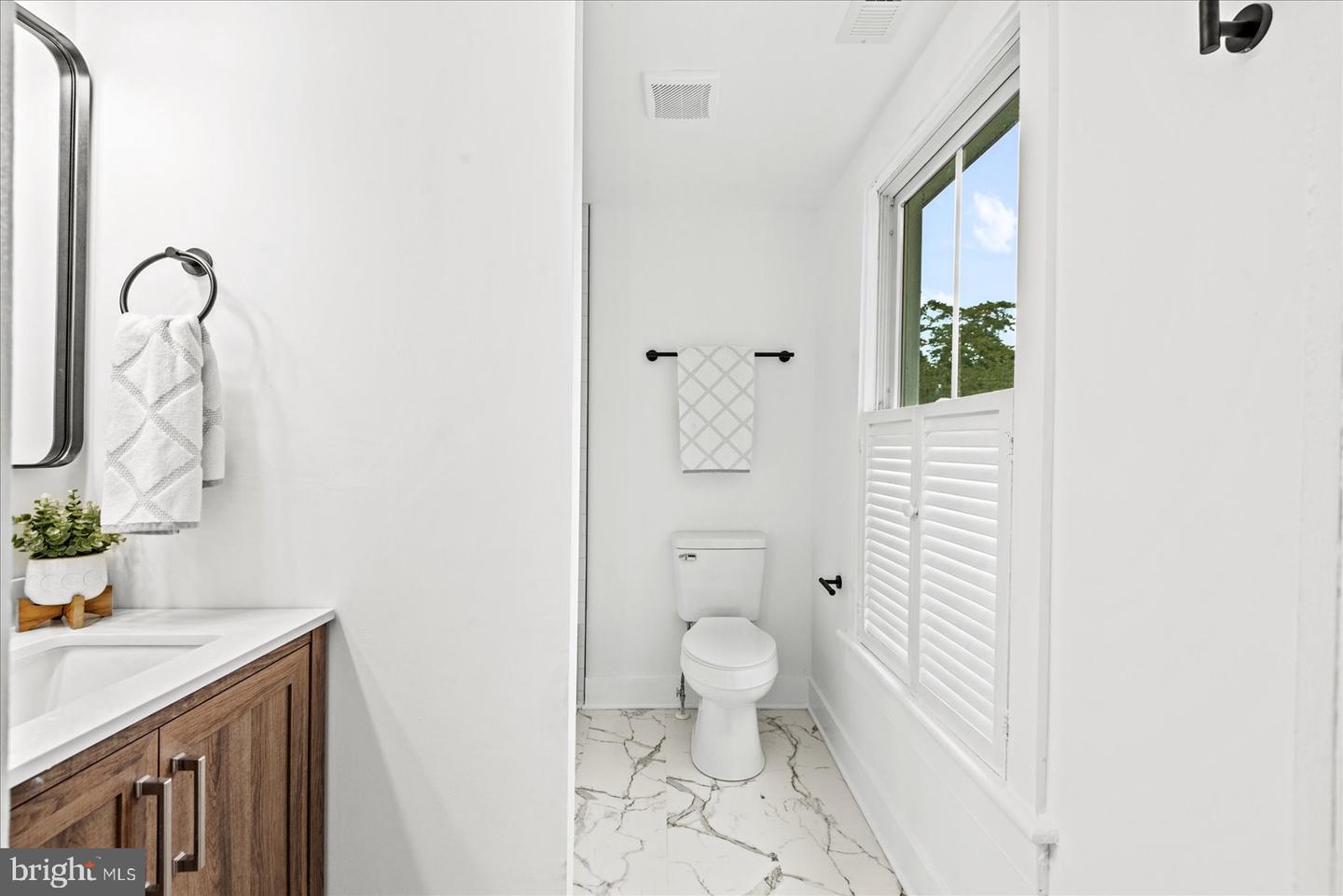 92 FRONT ST, WARSAW, Virginia 22572, 5 Bedrooms Bedrooms, ,3 BathroomsBathrooms,Residential,For sale,92 FRONT ST,VARV2000538 MLS # VARV2000538