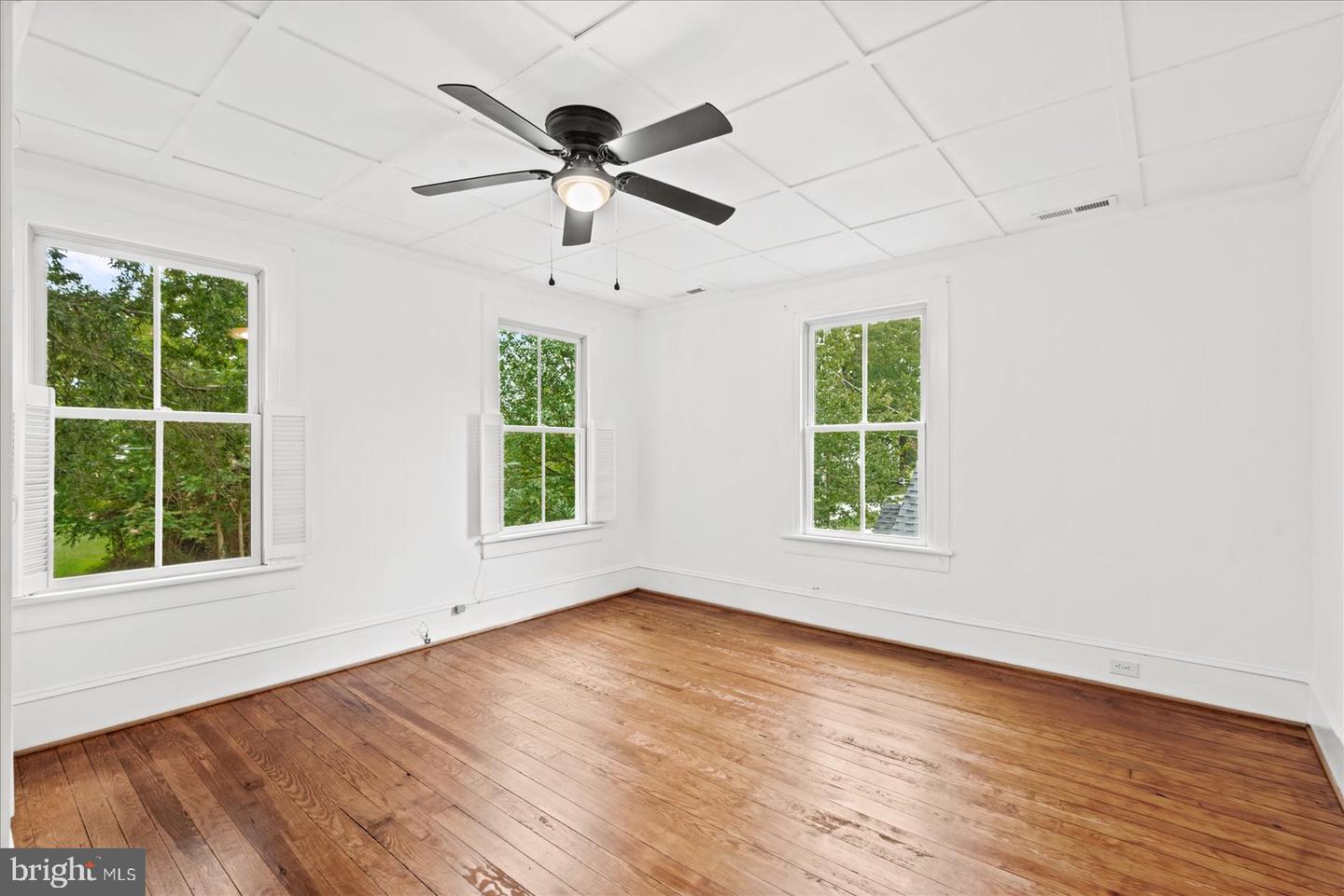 92 FRONT ST, WARSAW, Virginia 22572, 5 Bedrooms Bedrooms, ,3 BathroomsBathrooms,Residential,For sale,92 FRONT ST,VARV2000538 MLS # VARV2000538