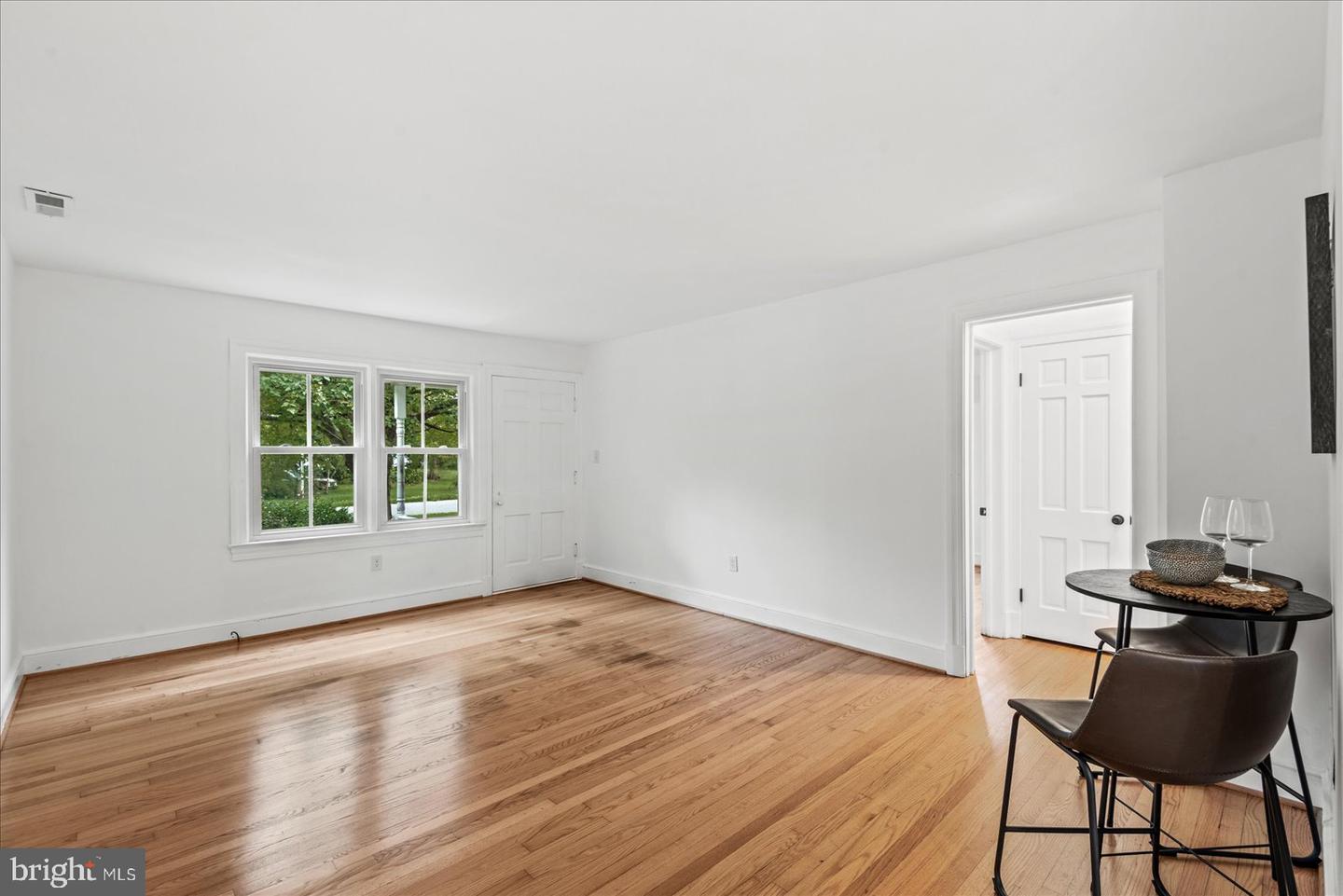 92 FRONT ST, WARSAW, Virginia 22572, 5 Bedrooms Bedrooms, ,3 BathroomsBathrooms,Residential,For sale,92 FRONT ST,VARV2000538 MLS # VARV2000538