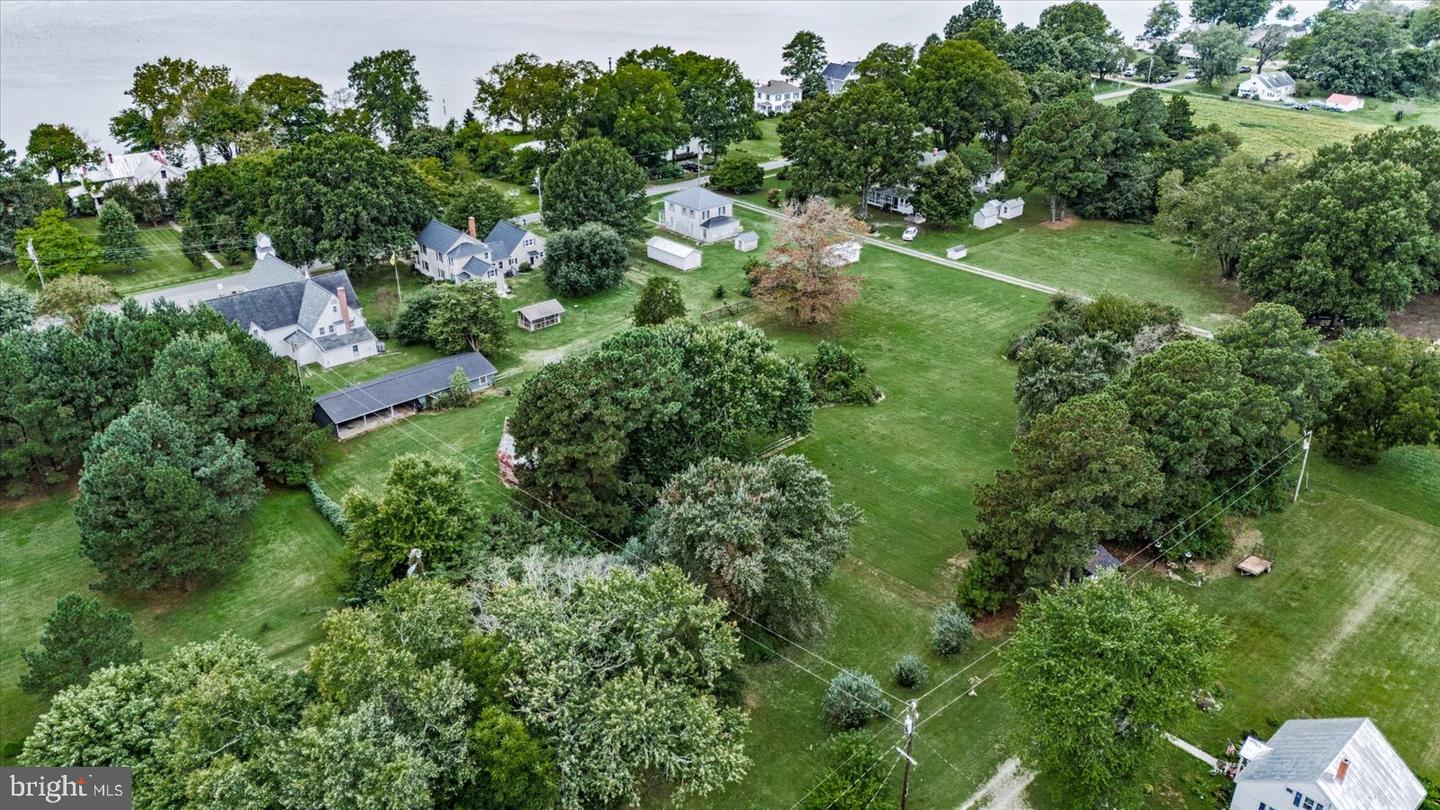 92 FRONT ST, WARSAW, Virginia 22572, 5 Bedrooms Bedrooms, ,3 BathroomsBathrooms,Residential,For sale,92 FRONT ST,VARV2000538 MLS # VARV2000538