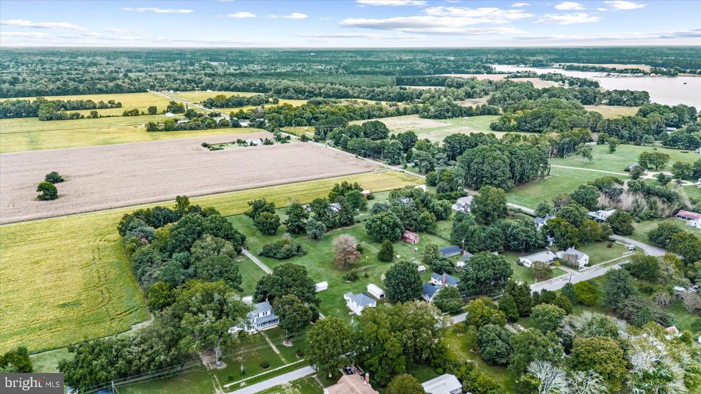 92 FRONT ST, WARSAW, Virginia 22572, 5 Bedrooms Bedrooms, ,3 BathroomsBathrooms,Residential,For sale,92 FRONT ST,VARV2000538 MLS # VARV2000538